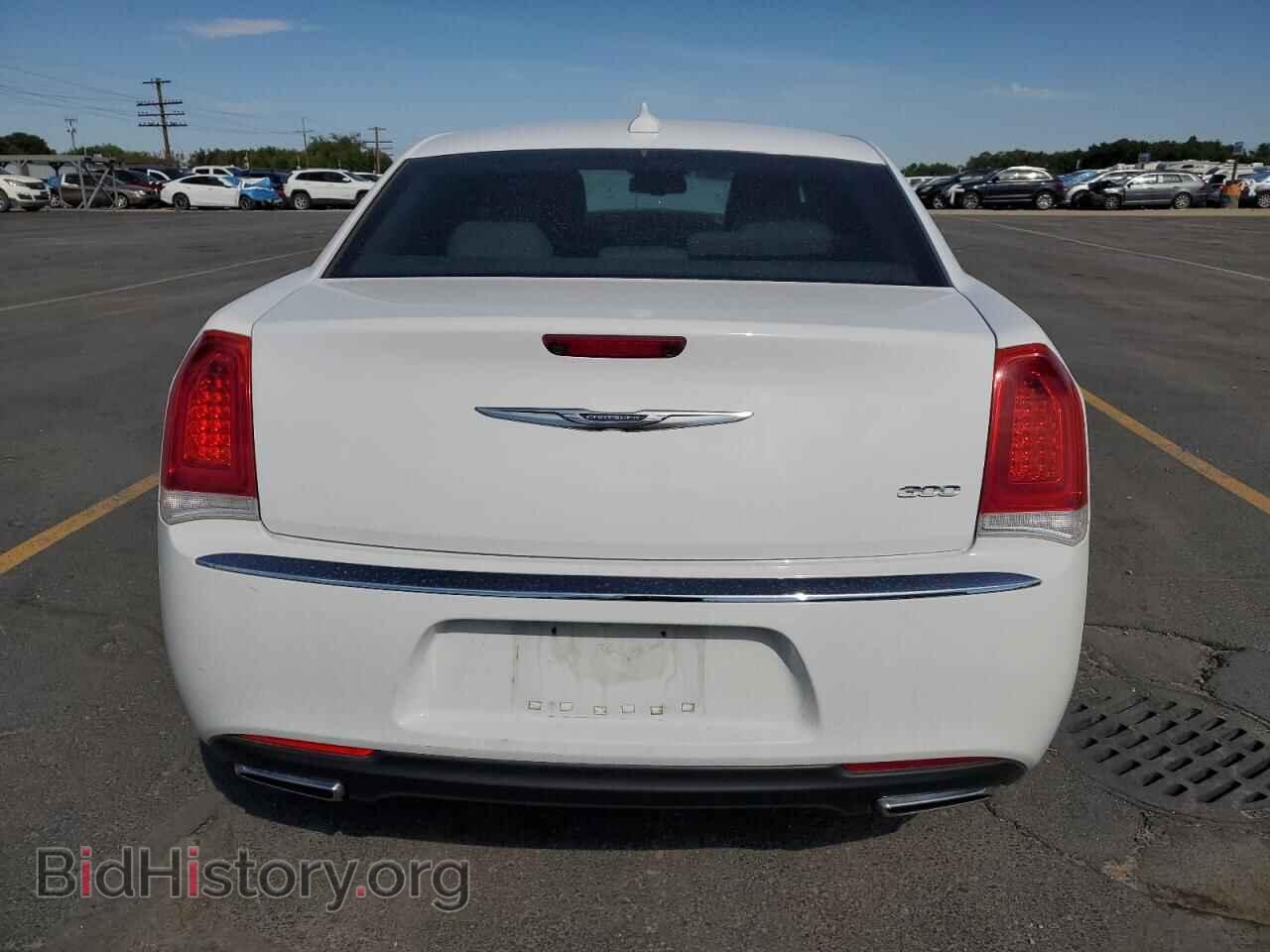 2015 CHRYSLER 300 - VIN: 2C3CCAAG2FH797009 - Фото 6