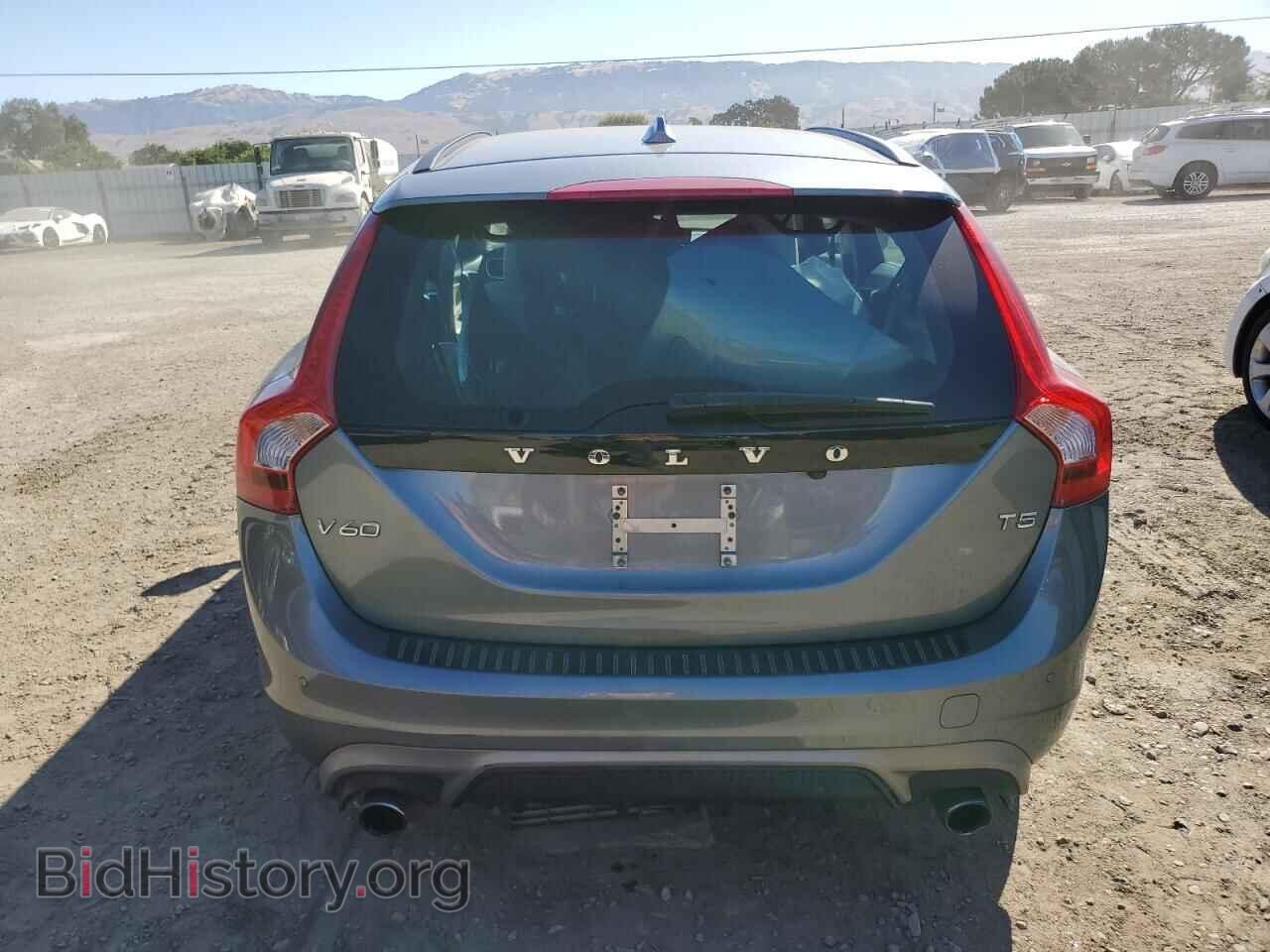 2018 VOLVO V60 - VIN: YV140MEL0J2388407 - Фото 6