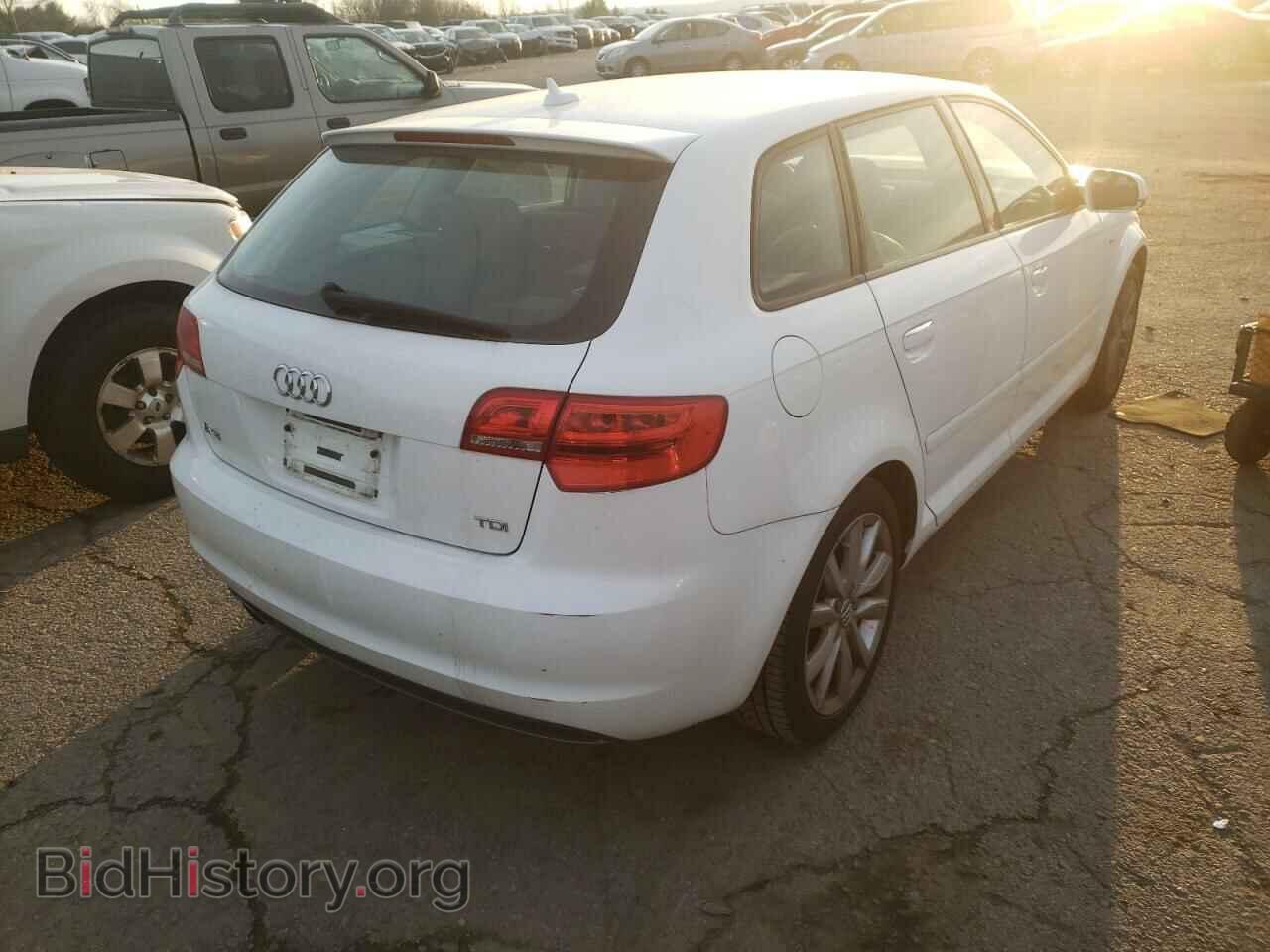 2011 AUDI A3 - VIN: WAUBJBFM6BA062315 - Photo 4