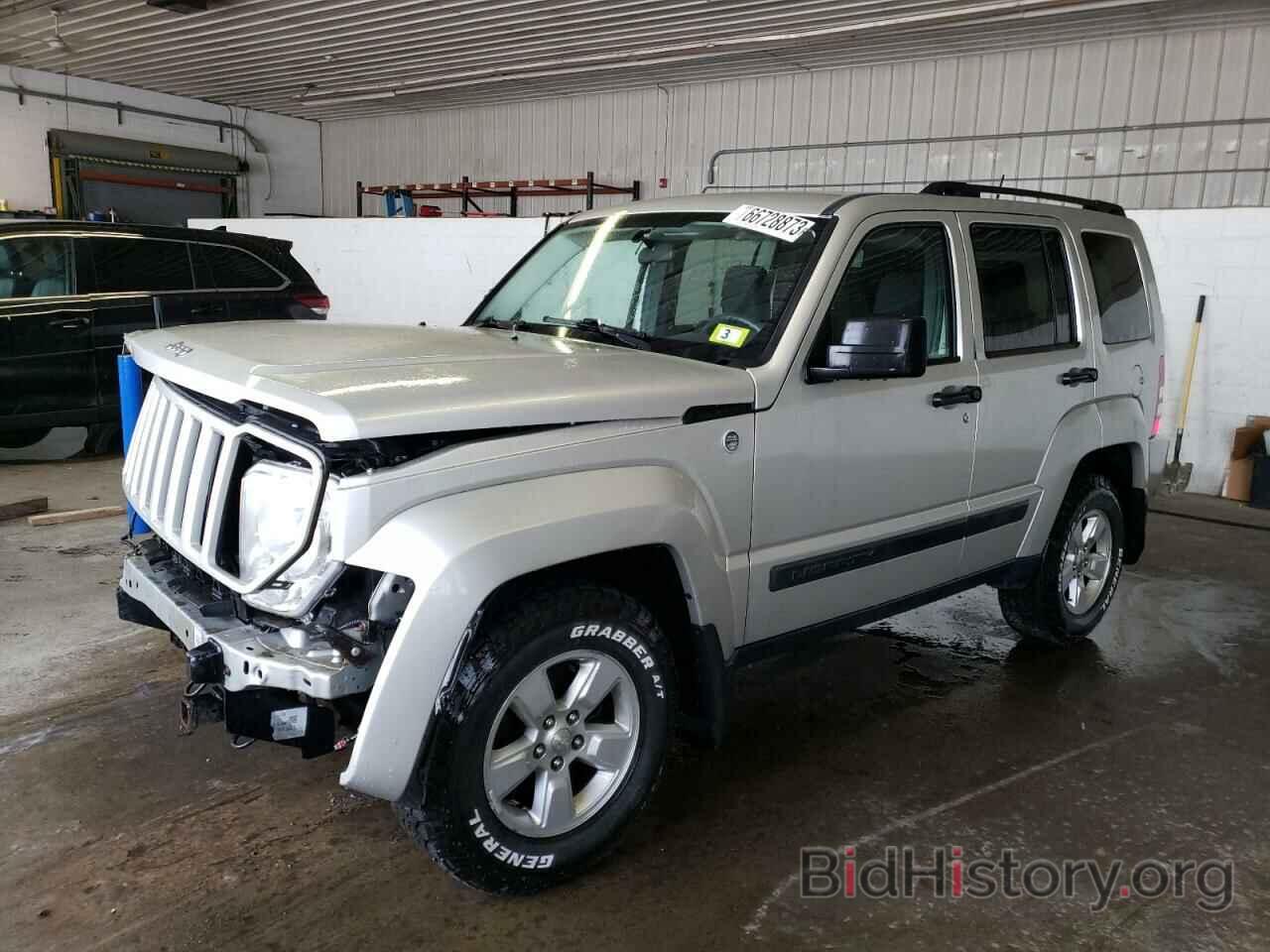 Photo 1J8GN28K69W535631 - JEEP LIBERTY 2009