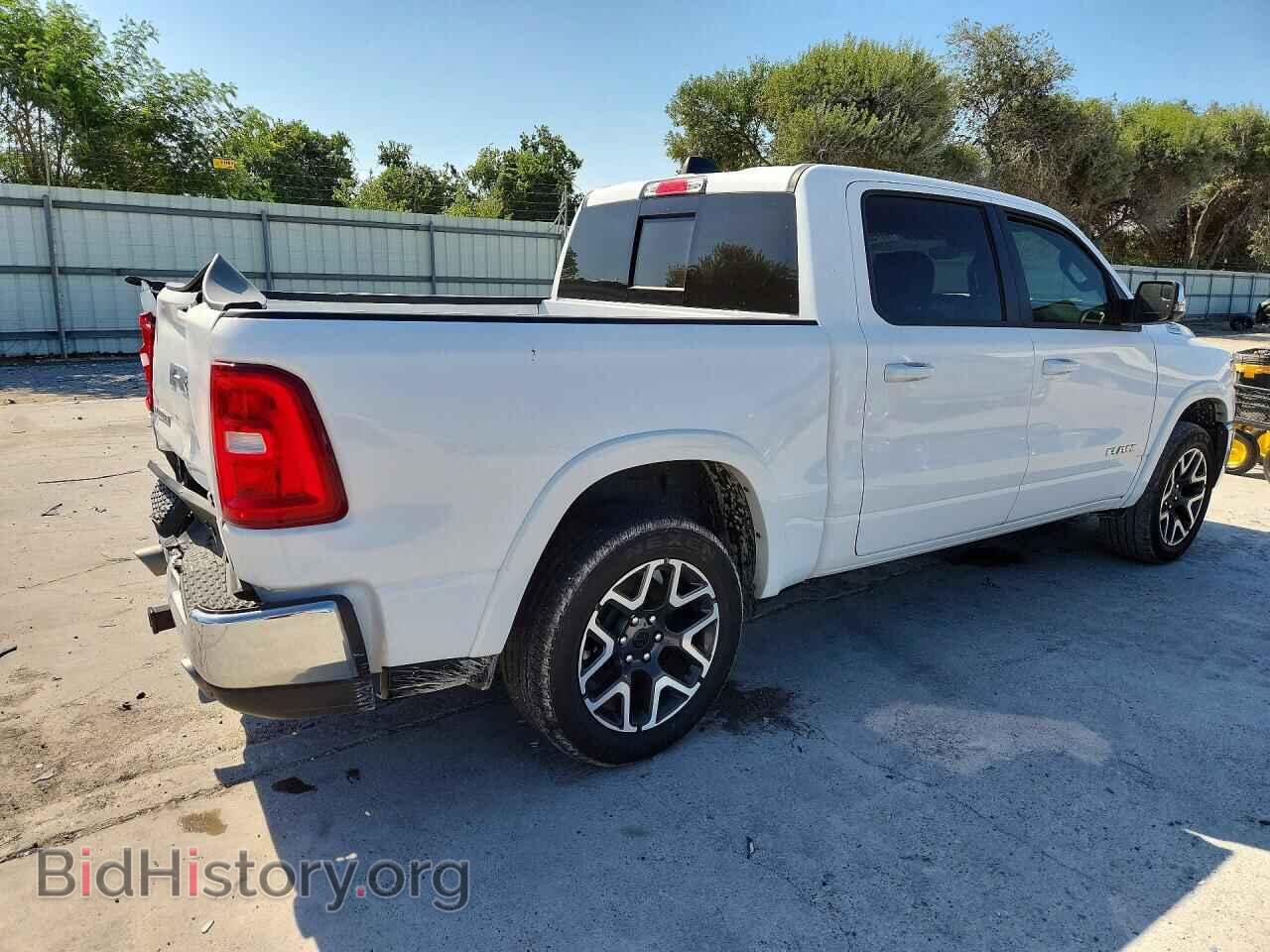 2025 RAM 1500 - VIN: 1C6SRFJP3SN597140 - Фото 3