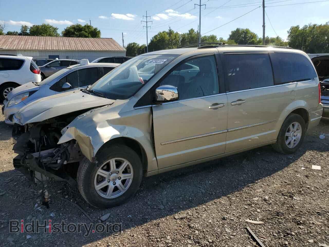 Photo 2A4RR5D16AR189106 - CHRYSLER MINIVAN 2010