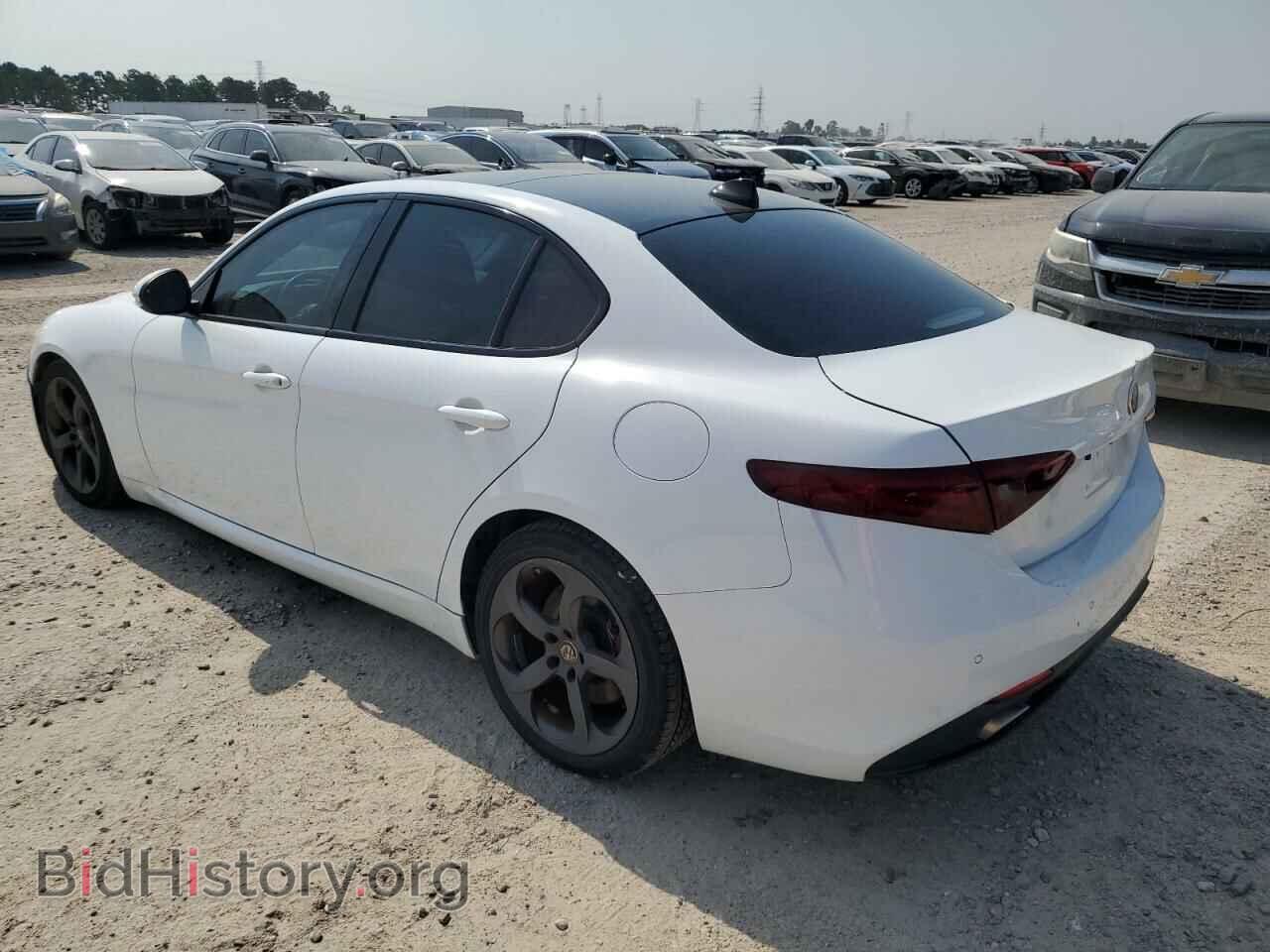 2017 ALFA ROMEO GIULIA - VIN: ZARFAEBN0H7556444 - Фото 2