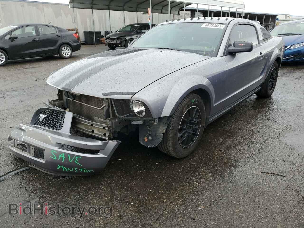 2007 FORD MUSTANG - VIN: 1ZVHT80NX75288818 - Фото 2