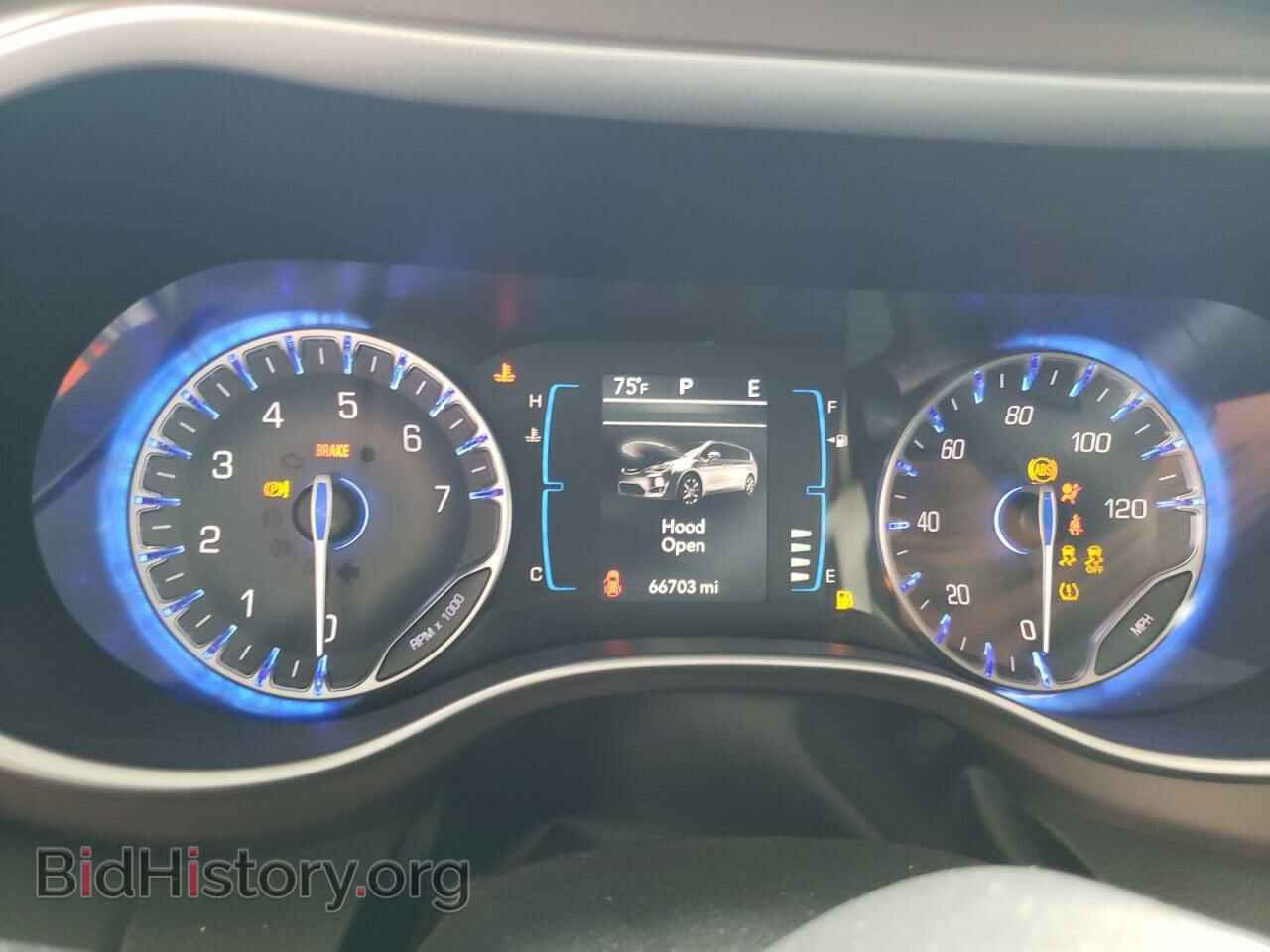 2017 CHRYSLER PACIFICA - VIN: 2C4RC1DG1HR723093 - Photo 9