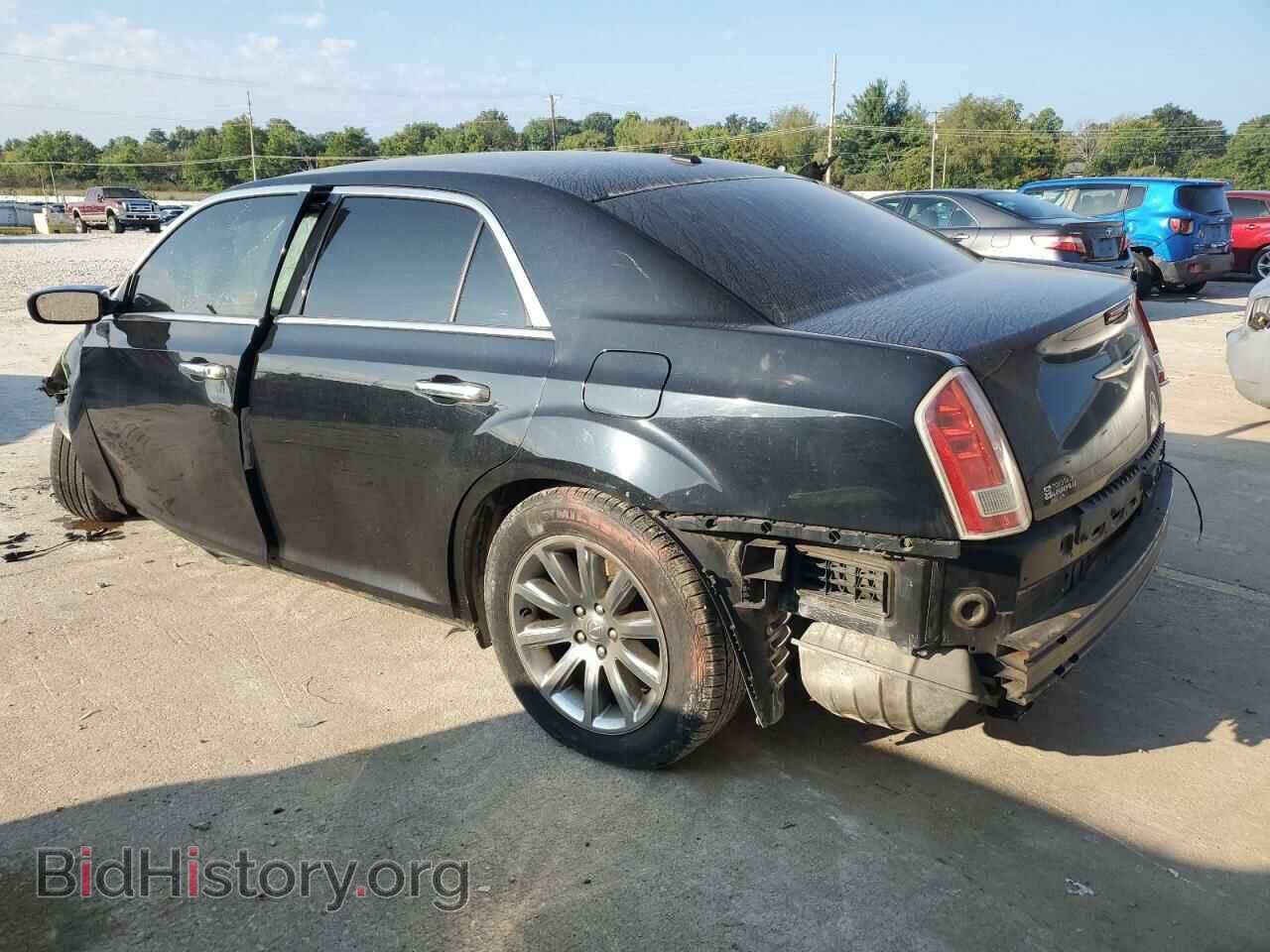 2012 CHRYSLER 300 - VIN: 2C3CCACG2CH134175 - Фото 2