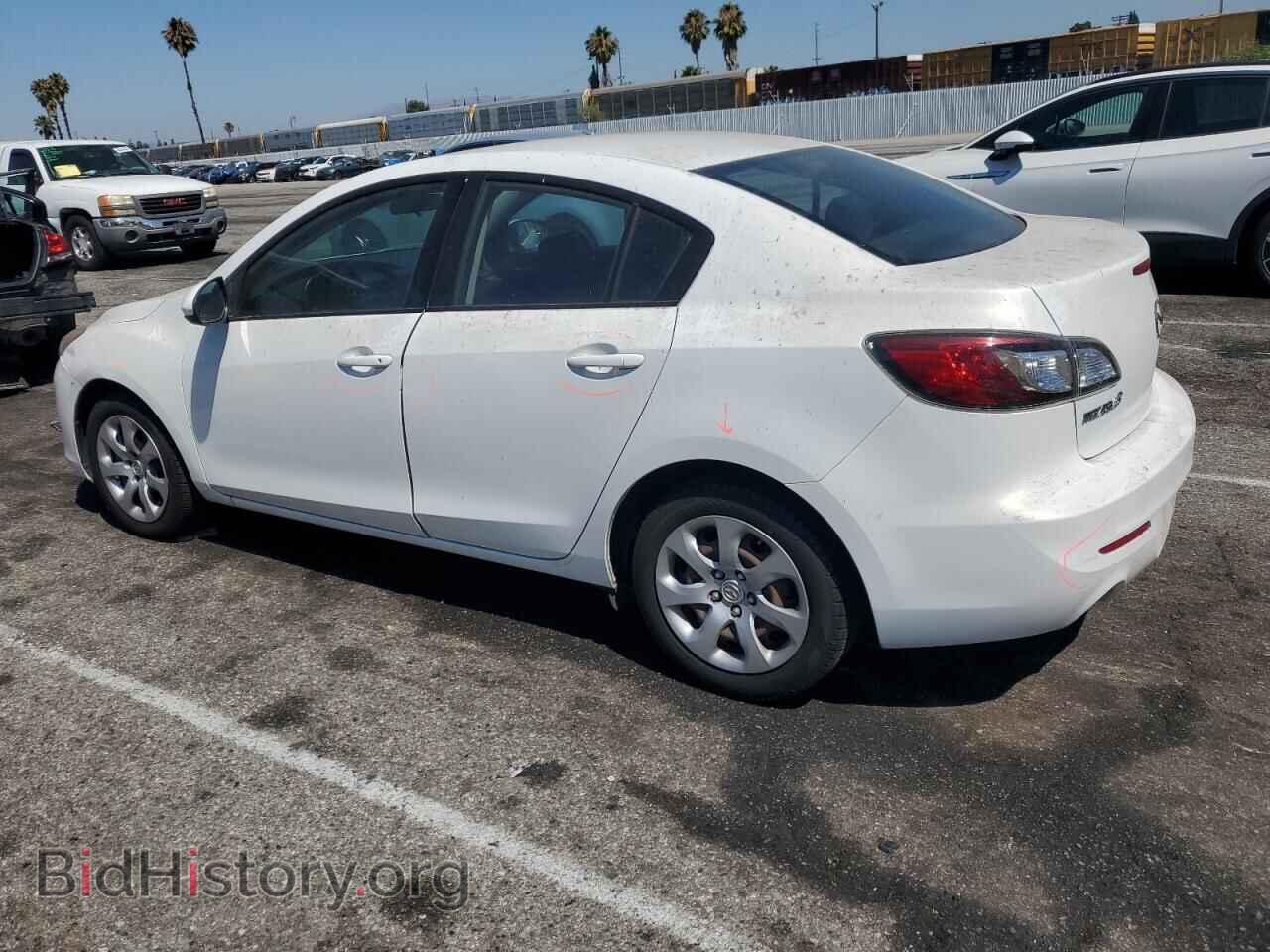 2013 MAZDA 3 - VIN: JM1BL1UP0D1844813 - Фото 2