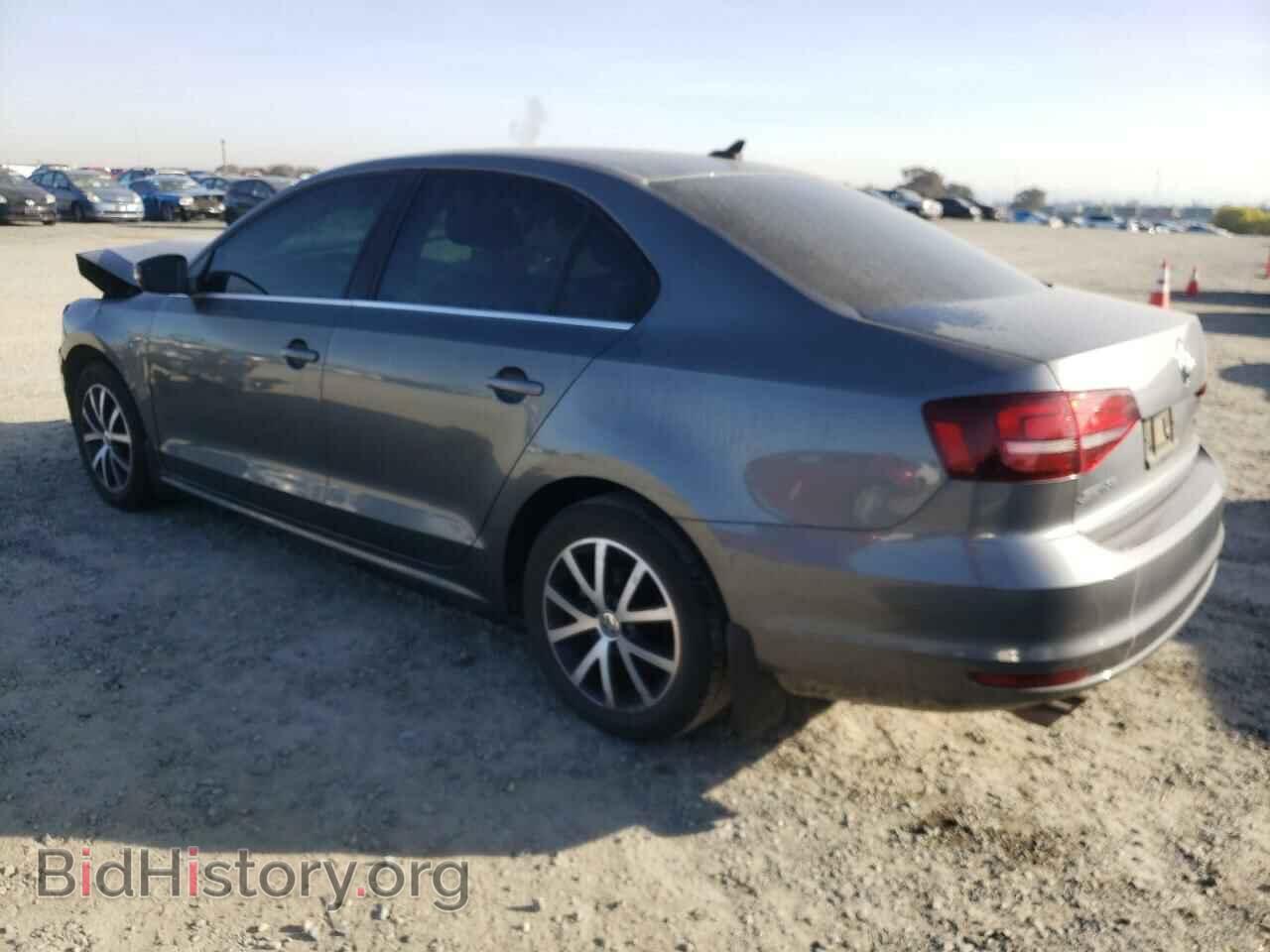 2017 VOLKSWAGEN JETTA - VIN: 3VWDB7AJ6HM322093 - Фото 2