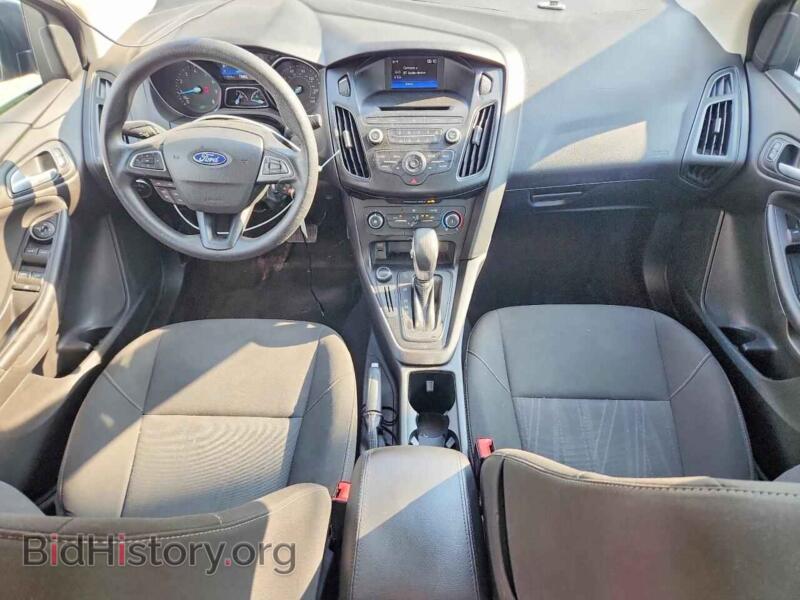 2017 Ford FOCUS (VIN 1FADP3F22HL309363) — фото 8 из 14