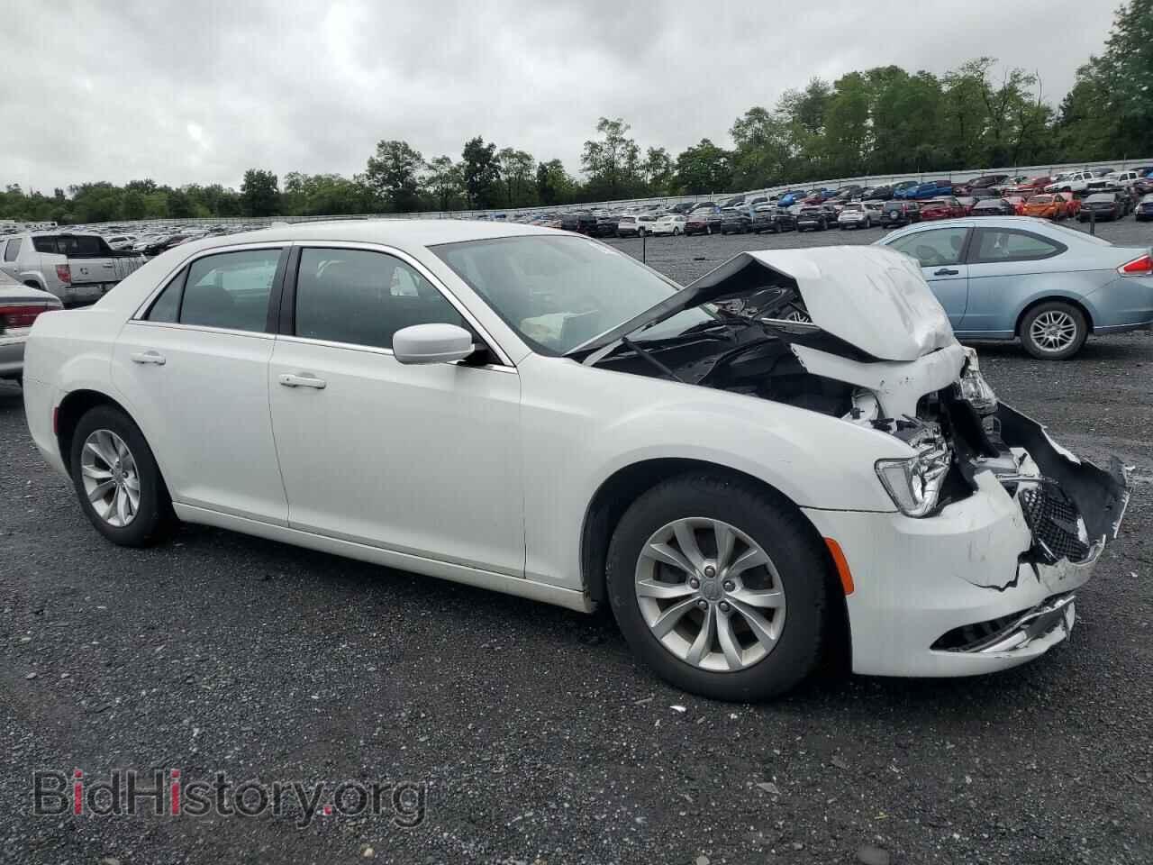 2019 CHRYSLER 300 - VIN: 2C3CCAAG2KH505627 - Фото 4