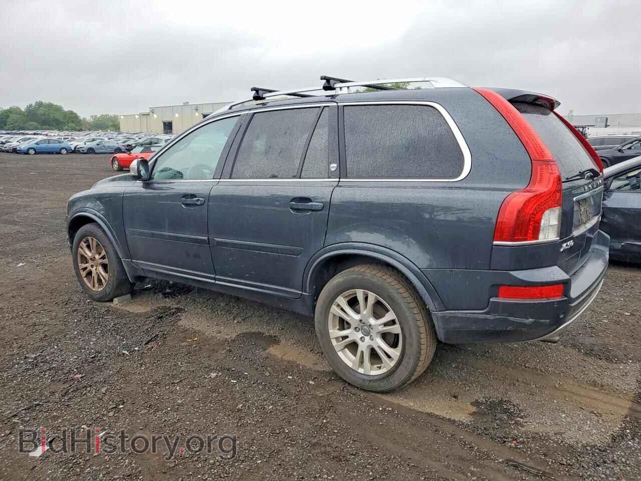 2014 VOLVO XC90 - VIN: YV4952CZ4E1690476 - Photo 2