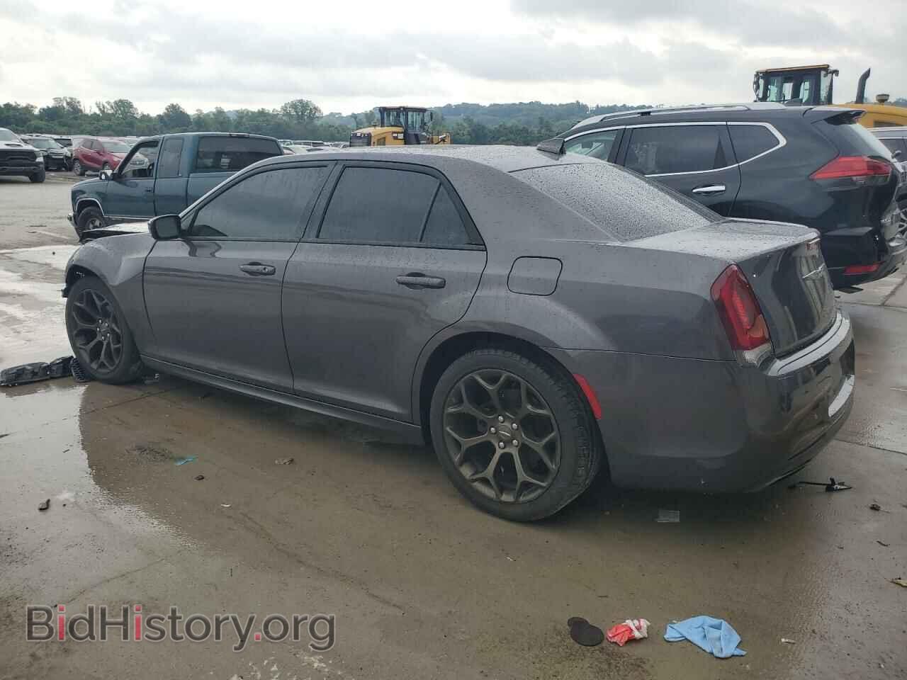 2017 CHRYSLER 300 - VIN: 2C3CCABG7HH547007 - Фото 2