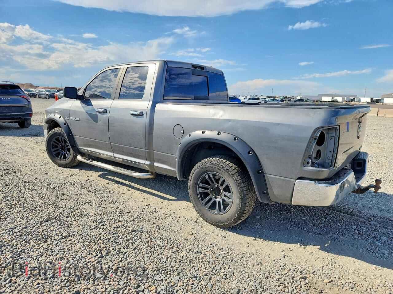 2010 DODGE RAM 1500 - VIN: 1D7RV1GT7AS159530 - Photo 2