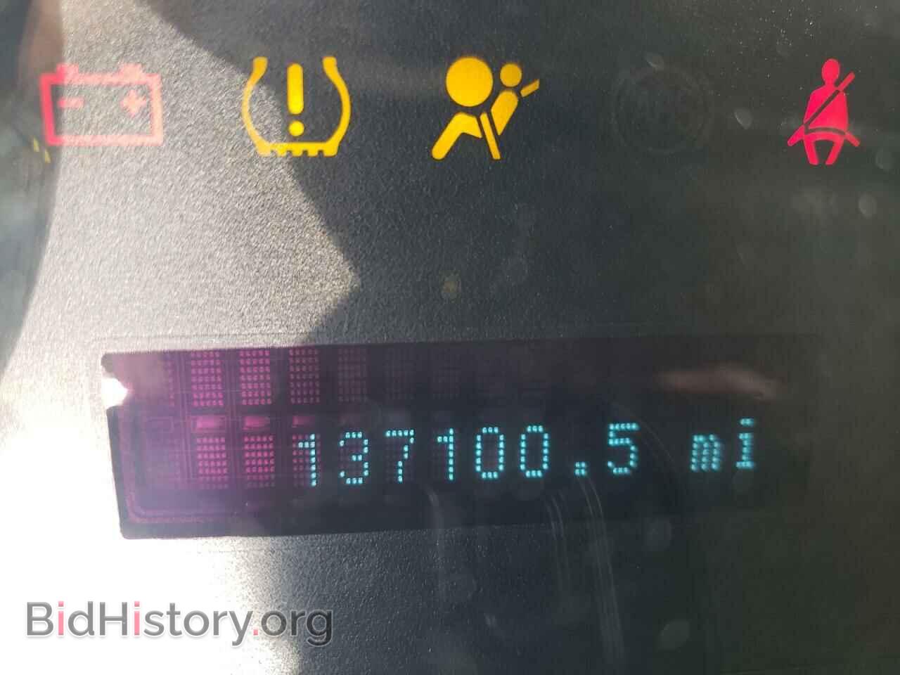 2009 FORD FOCUS - VIN: 1FAHP37N89W196285 - Фото 8