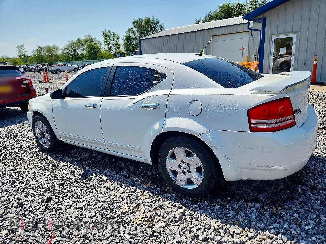 2010 DODGE AVENGER - VIN: 1B3CC4FB9AN168178 - Фото 2