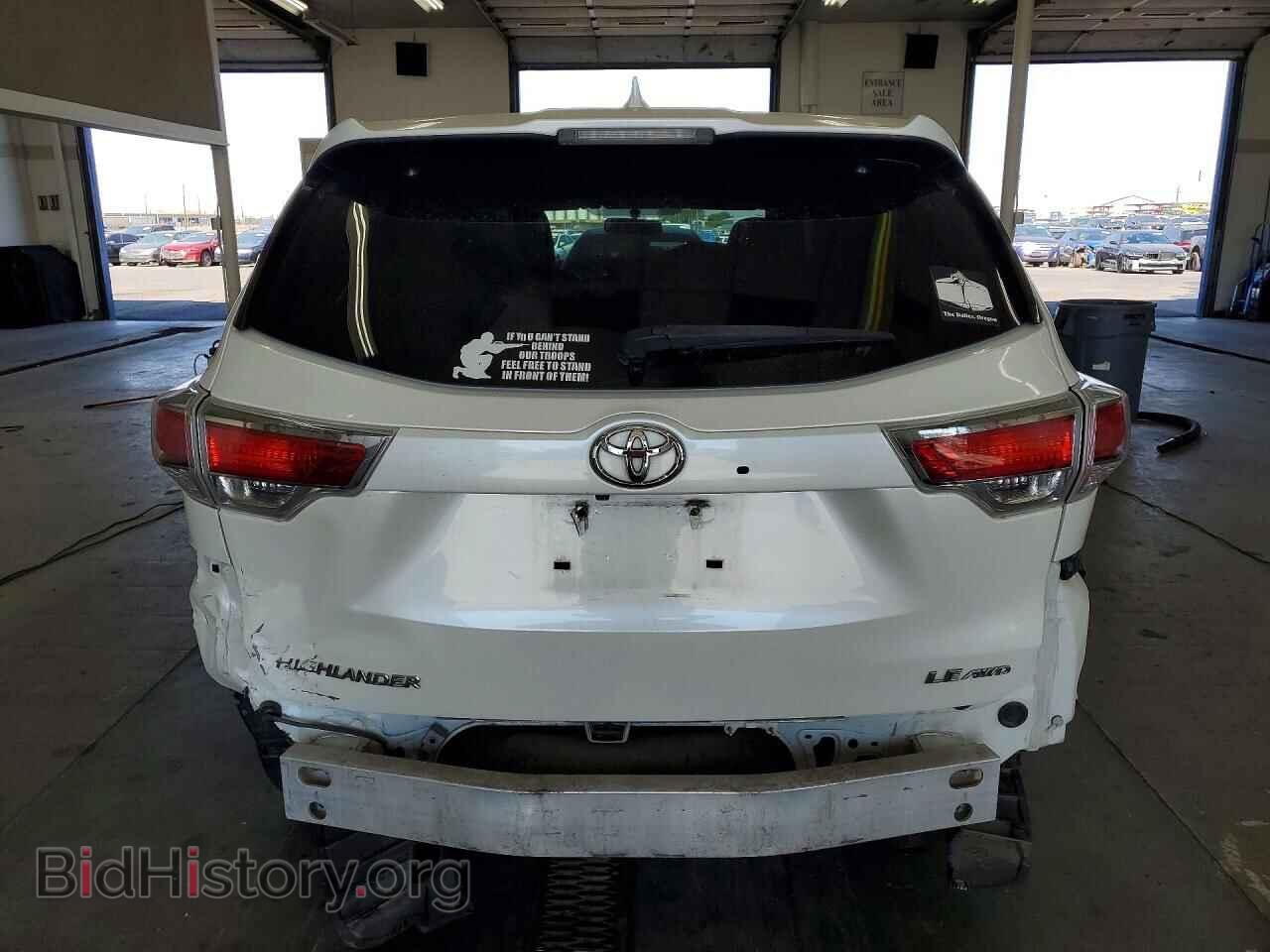 2014 TOYOTA HIGHLANDER - VIN: 5TDBKRFH6ES030807 - Фото 6