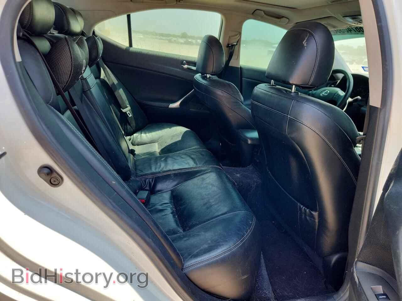 2010 LEXUS IS - VIN: JTHBF5C21A2097280 - Photo 10