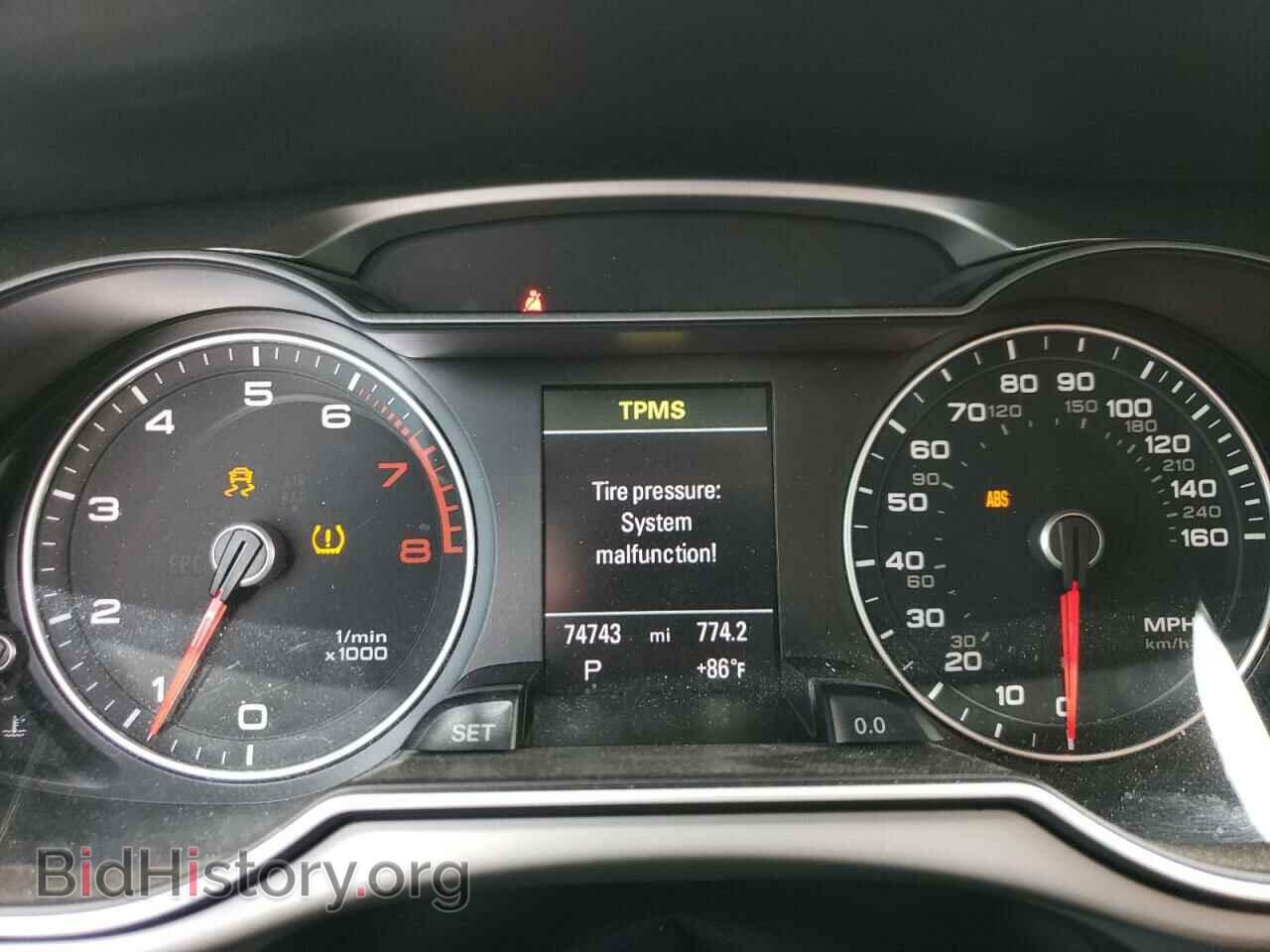 2014 AUDI A4 - VIN: WAUFFAFL1EN028669 - Фото 9