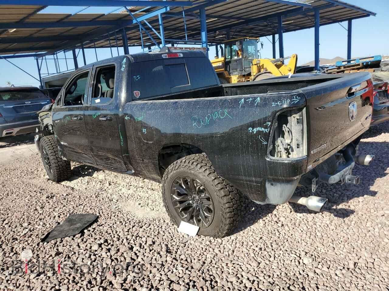 2019 RAM 1500 - VIN: 1C6SRFBT1KN761528 - Фото 2