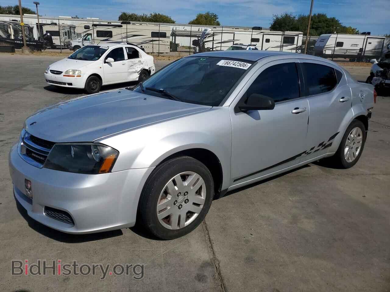 Photo 1B3BD4FB2BN590660 - DODGE AVENGER 2011