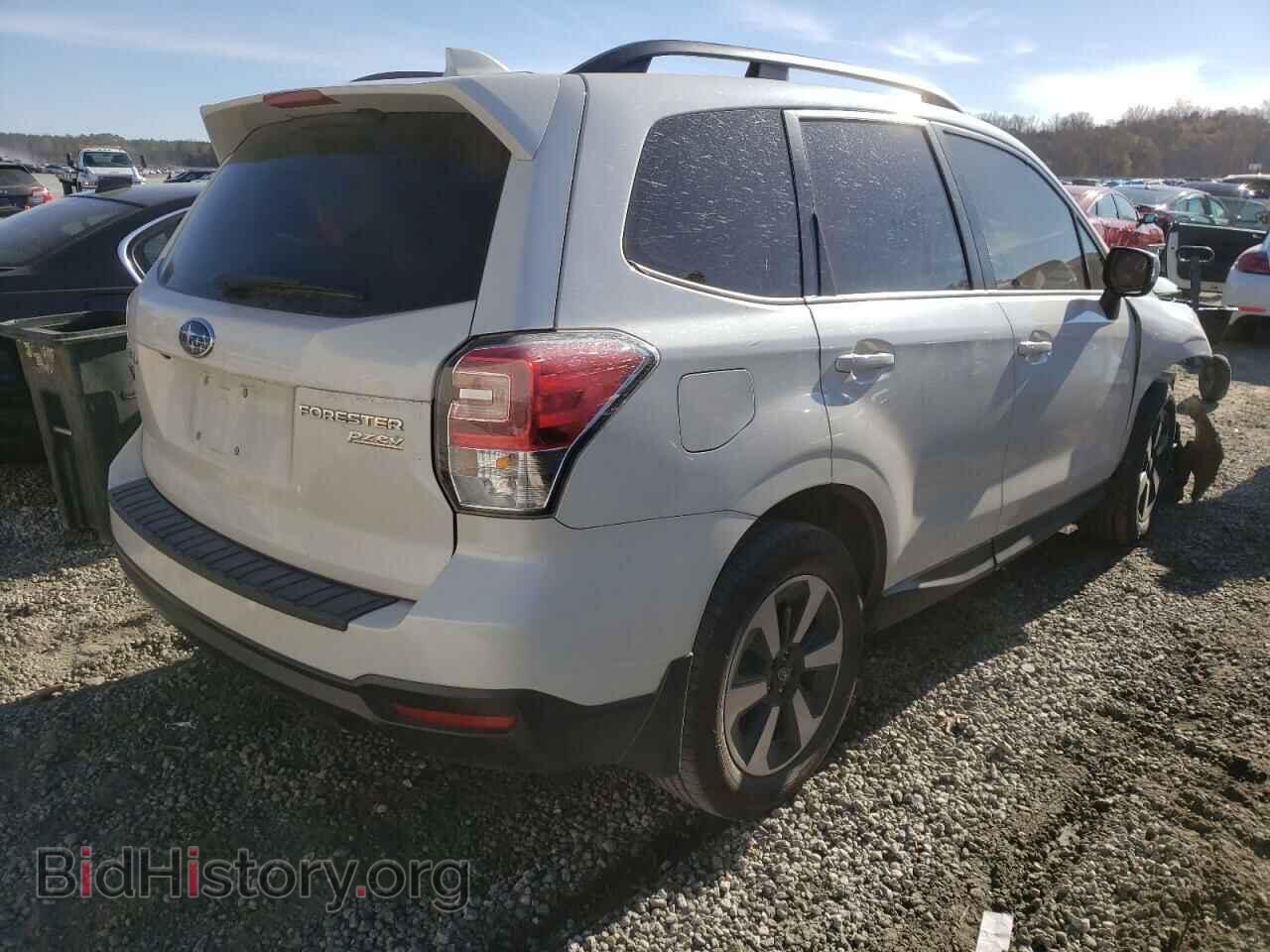 2017 SUBARU FORESTER - VIN: JF2SJAECXHH441762 - Фото 4