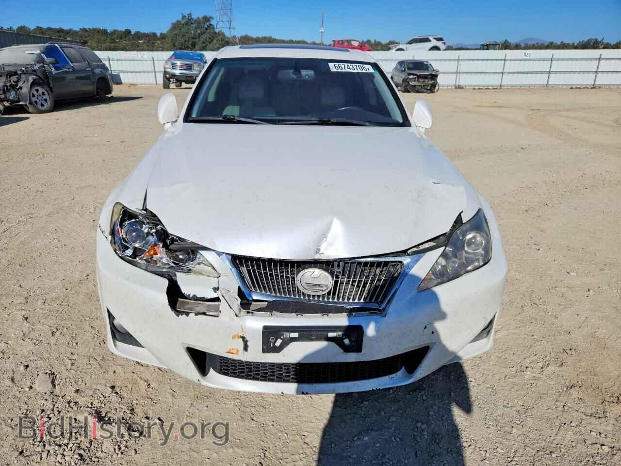 2011 LEXUS IS - VIN: JTHBF5C26B5142133 - Photo 5
