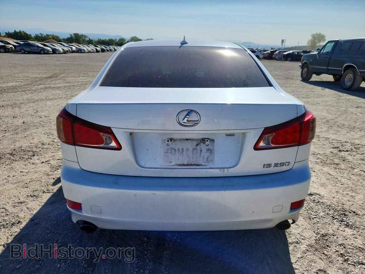 2011 LEXUS IS - VIN: JTHBF5C26B5142133 - Photo 6