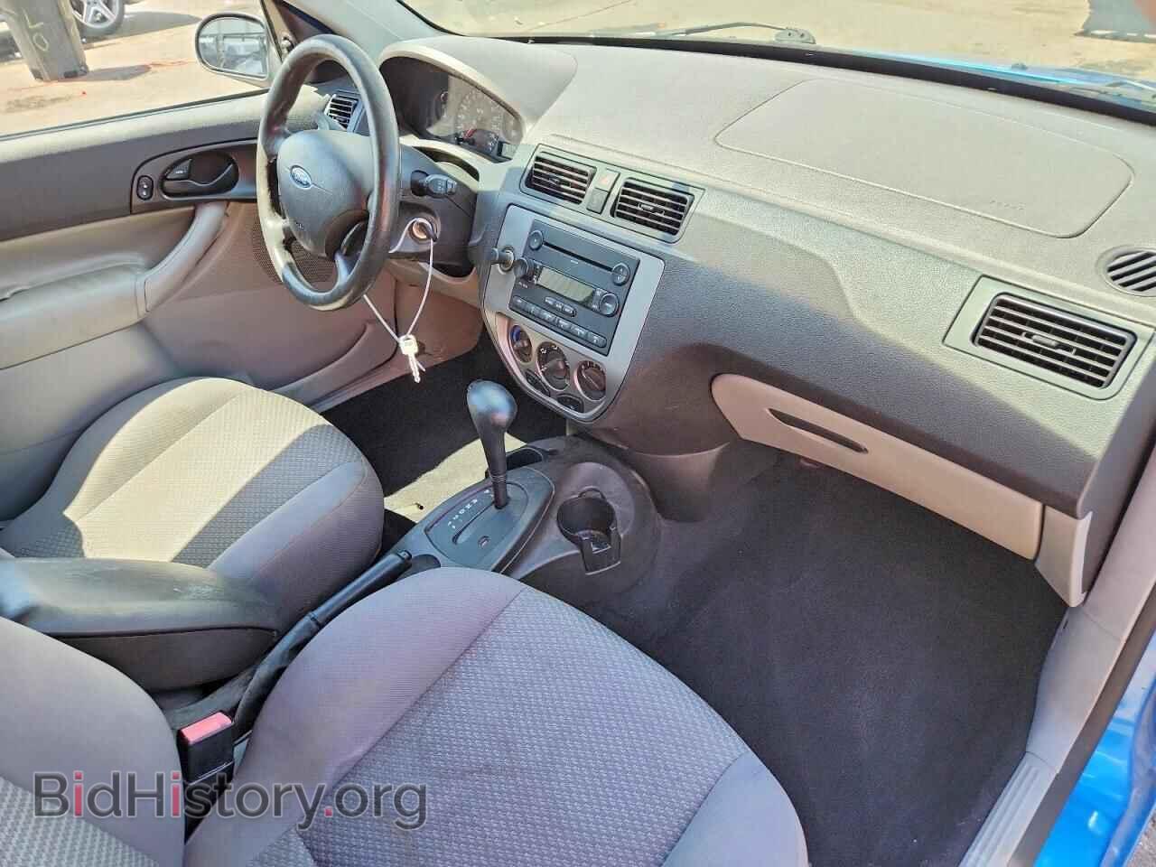 2007 FORD FOCUS - VIN: 1FAFP31N67W170555 - Фото 8
