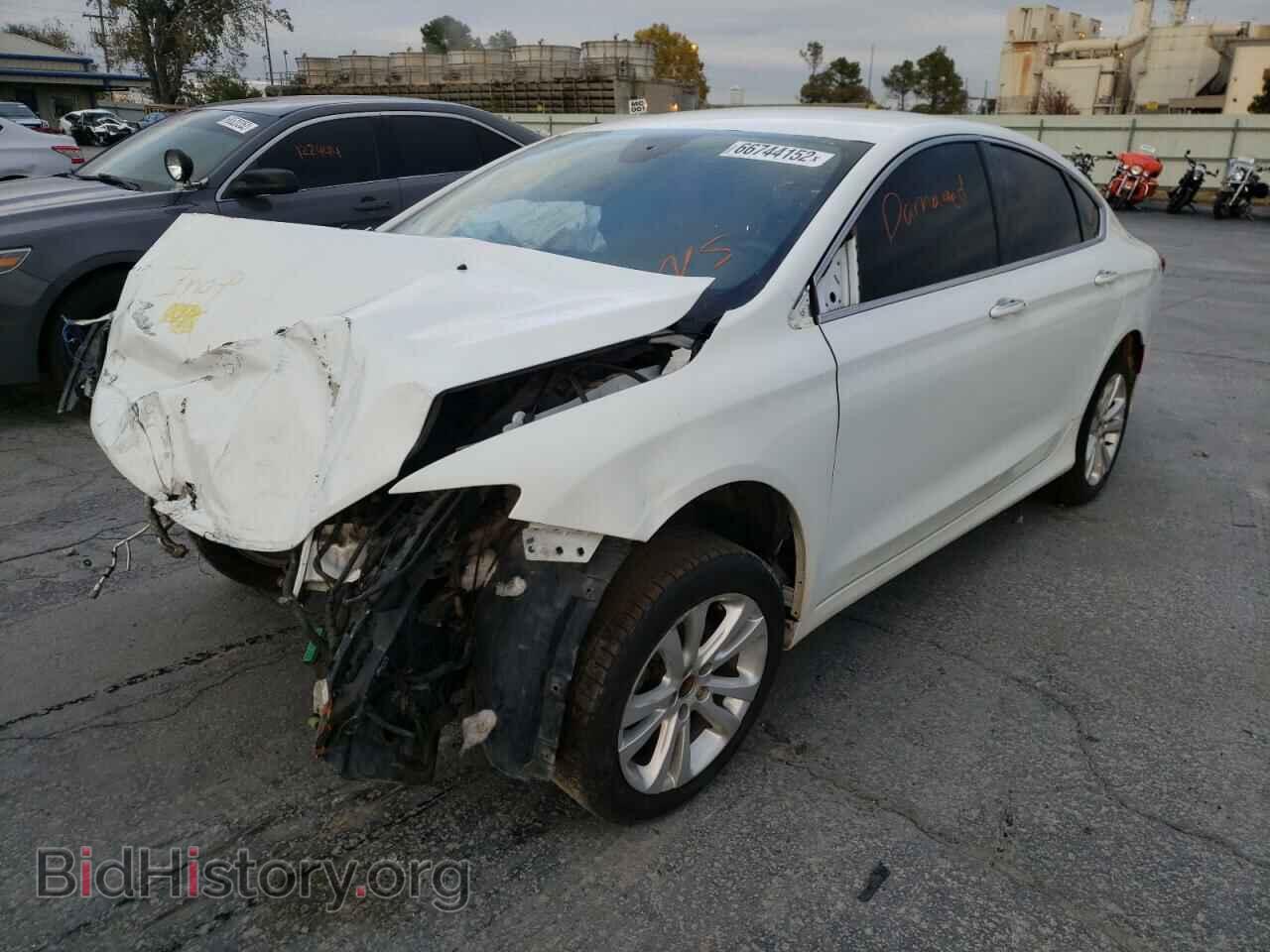 2015 CHRYSLER 200 - VIN: 1C3CCCCB5FN599271 - Фото 2