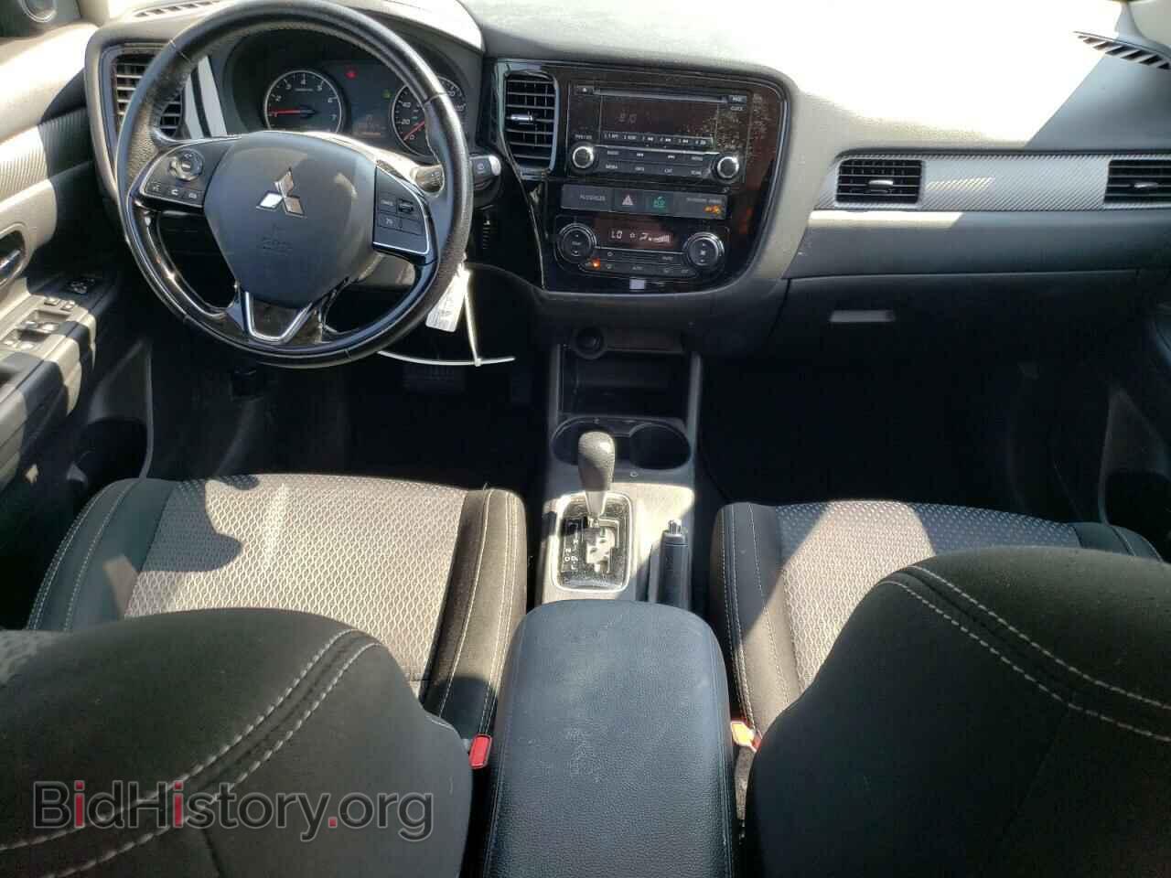 2016 MITSUBISHI OUTLANDER - VIN: JA4AD2A34GZ038568 - Фото 8