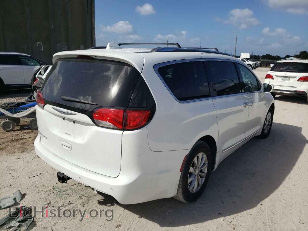 2018 CHRYSLER PACIFICA - VIN: 2C4RC1BG2JR124065 - Photo 4