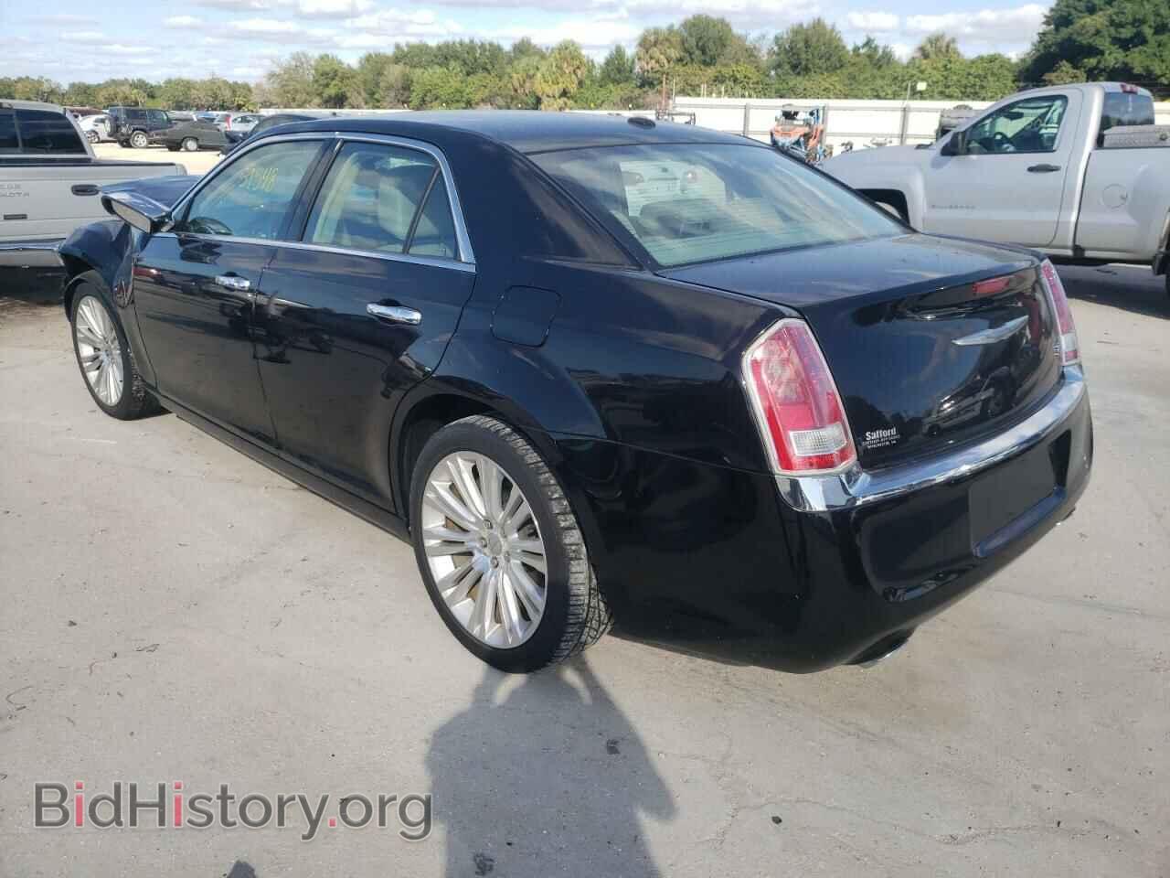 2012 CHRYSLER 300 - VIN: 2C3CCACG0CH208175 - Фото 3