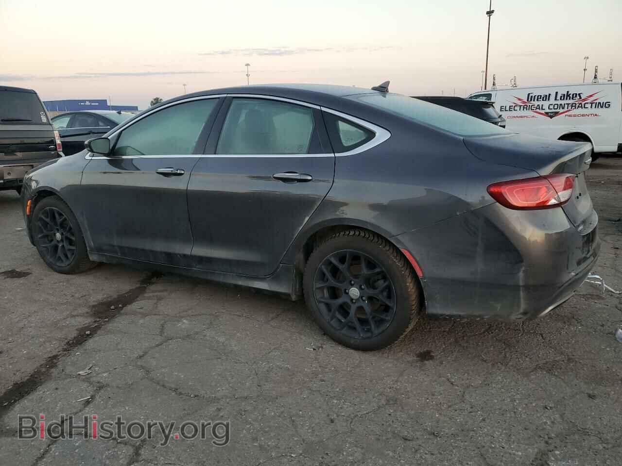 2015 CHRYSLER 200 - VIN: 1C3CCCEGXFN512375 - Фото 2