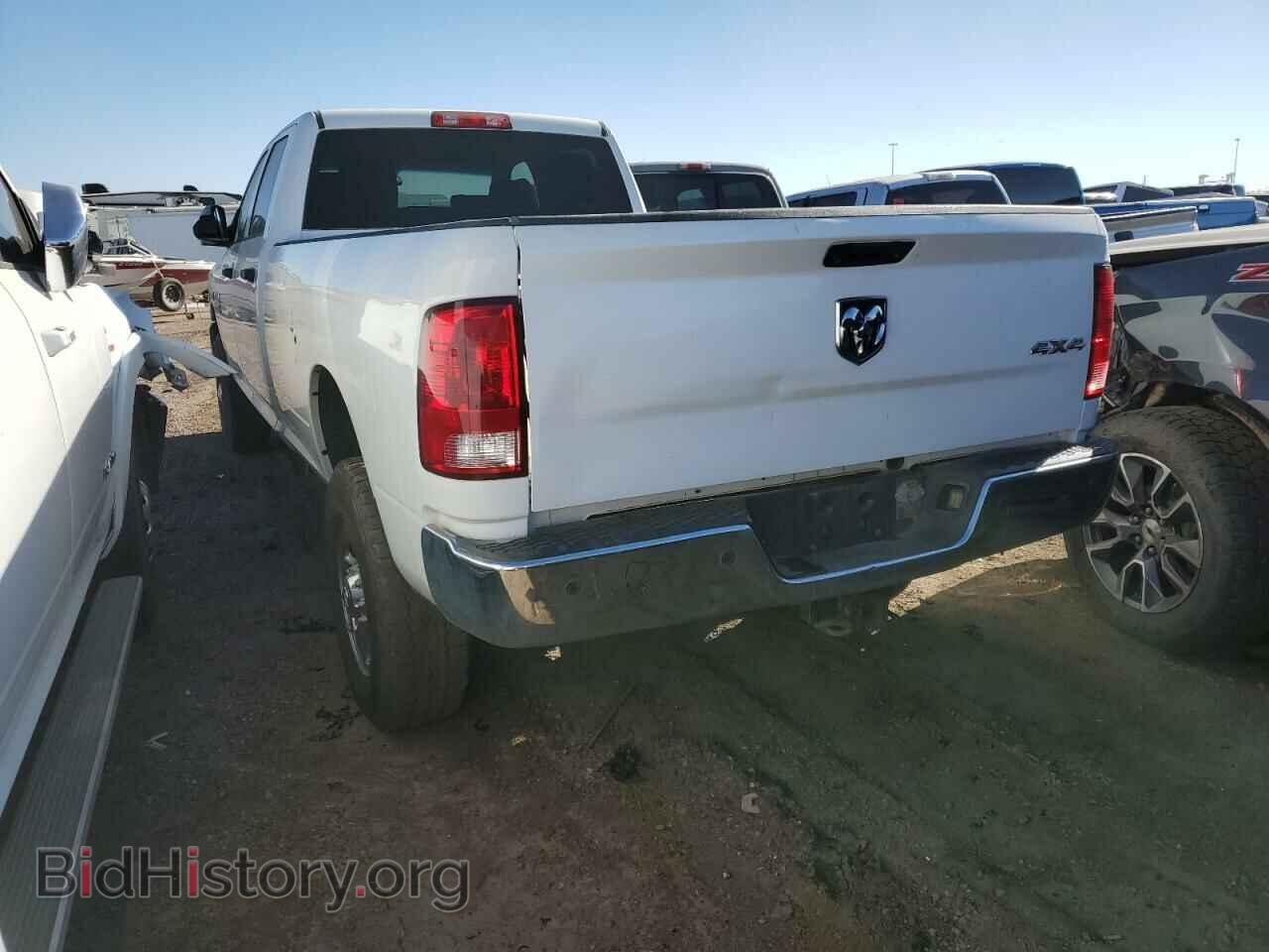2017 RAM All Models - VIN: 3C6UR5HJ6HG718085 - Photo 2