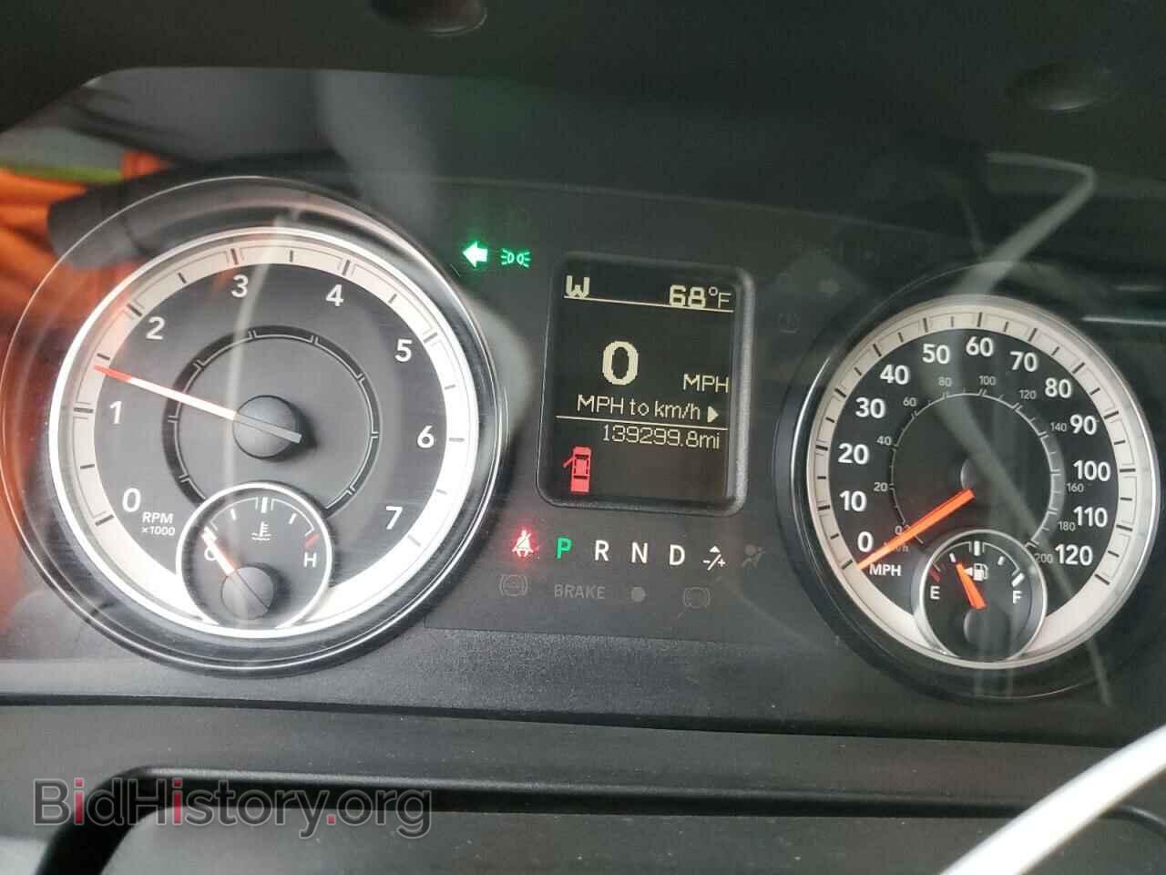 2017 RAM All Models - VIN: 3C6UR5HJ6HG718085 - Photo 9