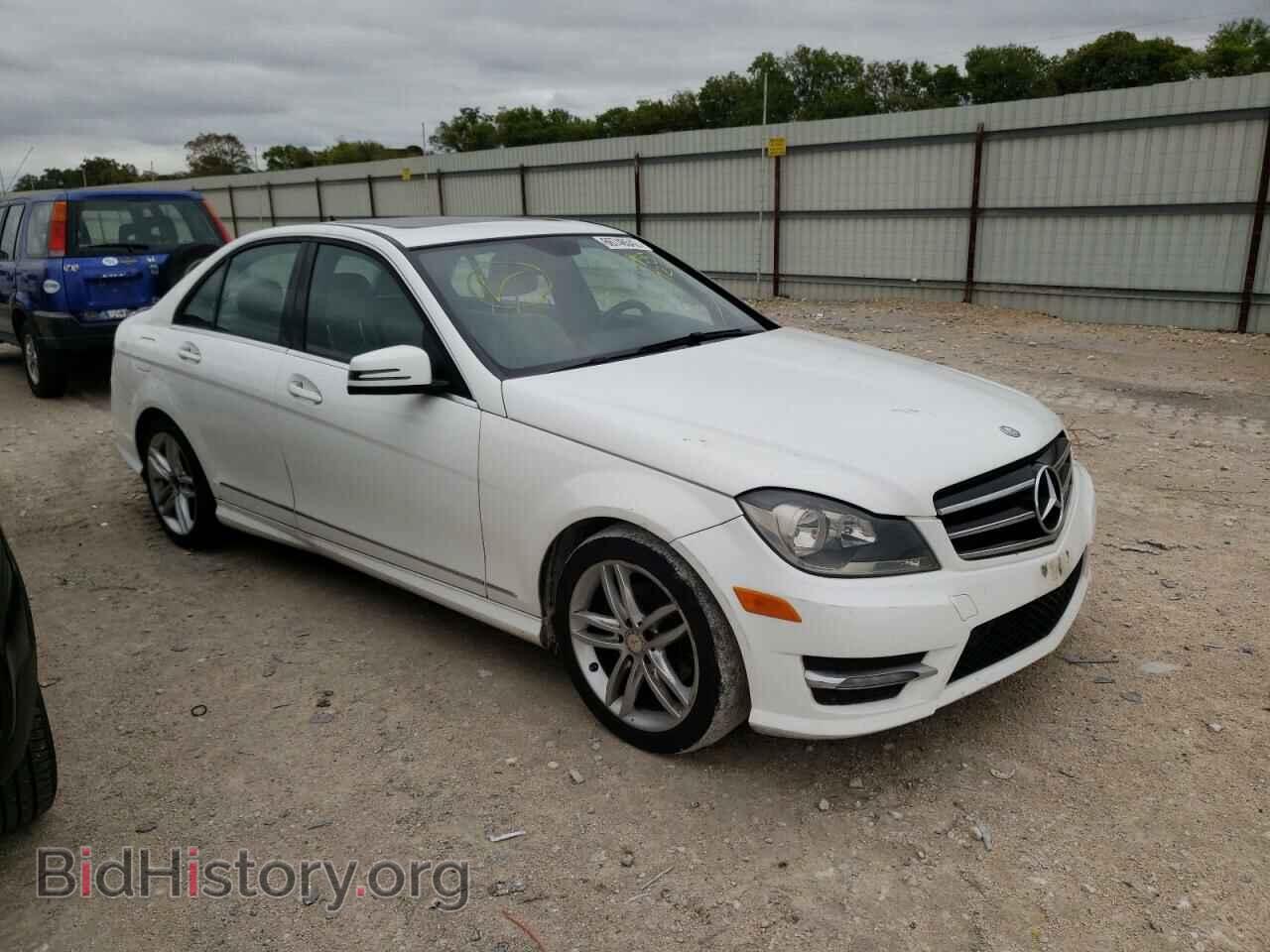 Фотография WDDGF4HB9EA955428 - MERCEDES-BENZ C-CLASS 2014