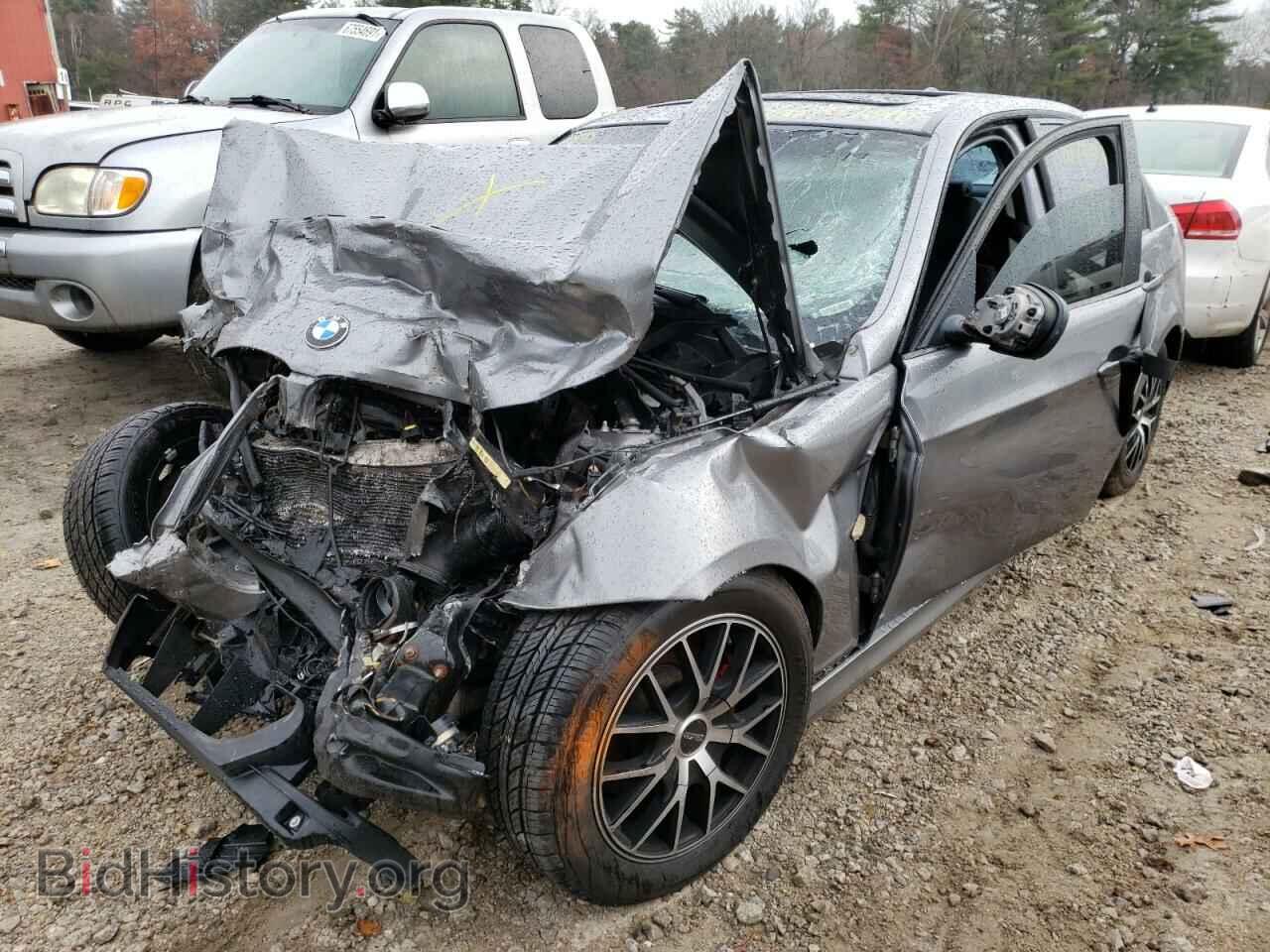 2009 BMW 3 SERIES - VIN: WBAPH57509NL76569 - Фото 2