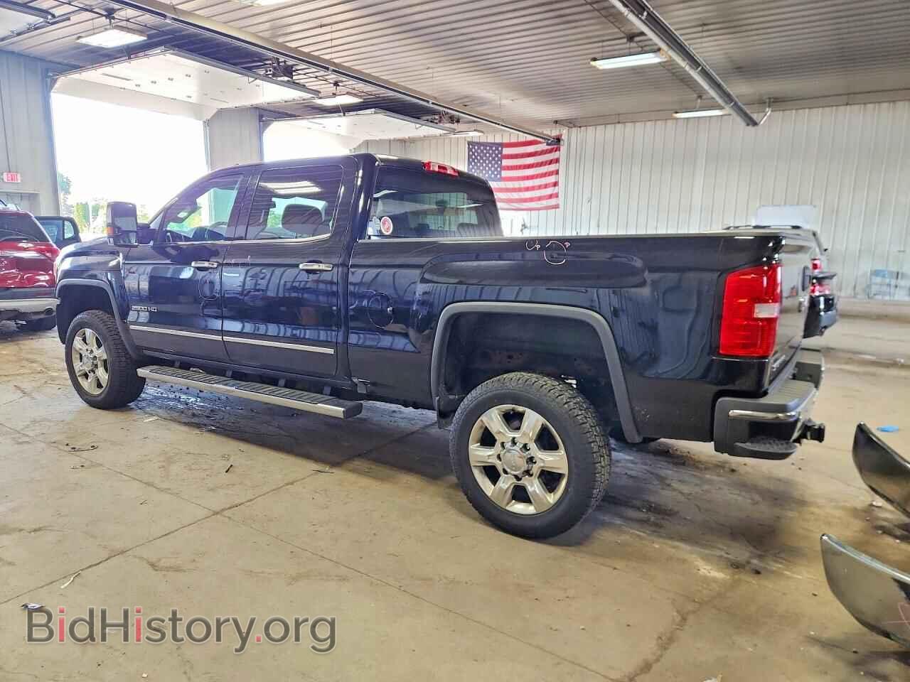 2019 GMC SIERRA - VIN: 1GT12REYXKF240657 - Photo 2