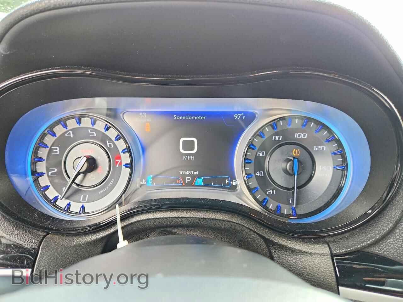 2018 CHRYSLER 300 - VIN: 2C3CCABG4JH332299 - Photo 9