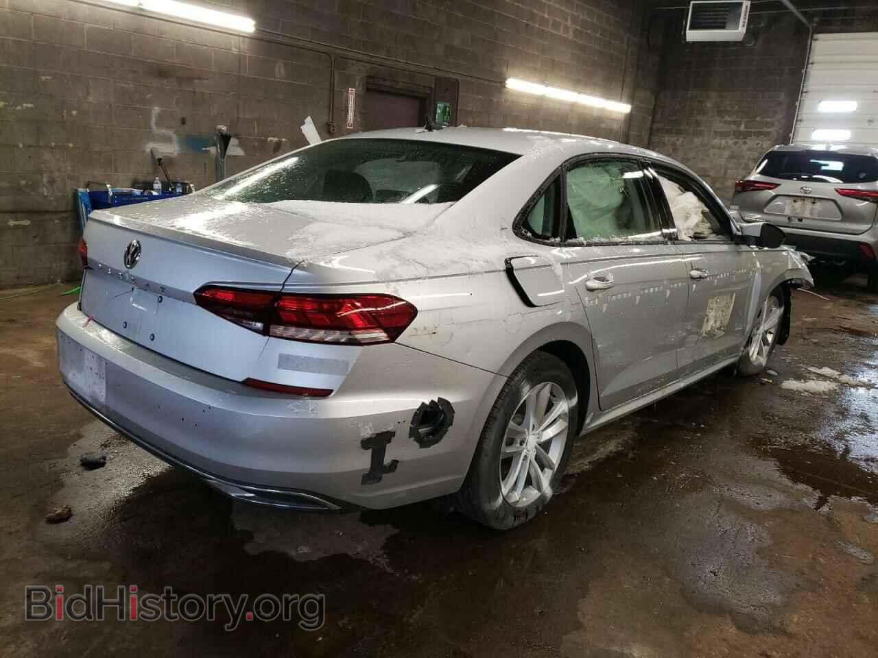2020 VOLKSWAGEN PASSAT - VIN: 1VWAA7A30LC009669 - Фото 4