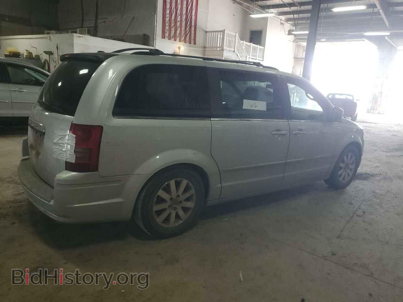 2008 CHRYSLER MINIVAN - VIN: 2A8HR54P68R832241 - Фото 3