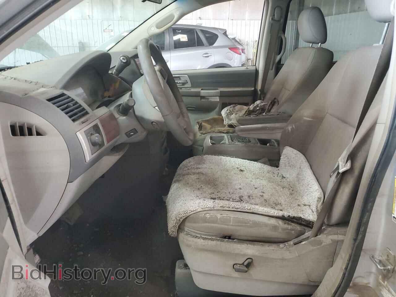 2008 CHRYSLER MINIVAN - VIN: 2A8HR54P68R832241 - Фото 7