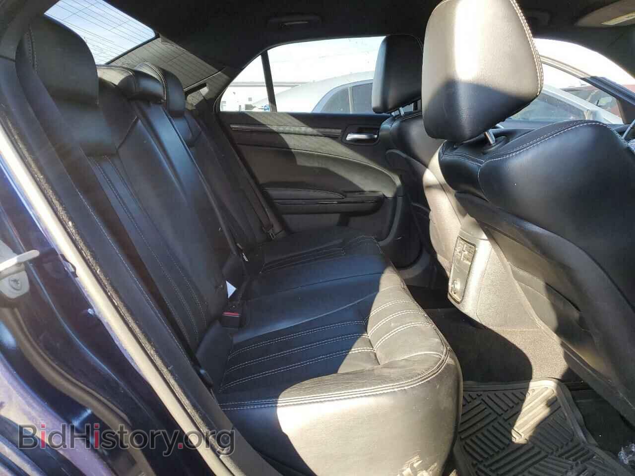 2014 CHRYSLER 300 - VIN: 2C3CCAGG8EH381634 - Фото 10