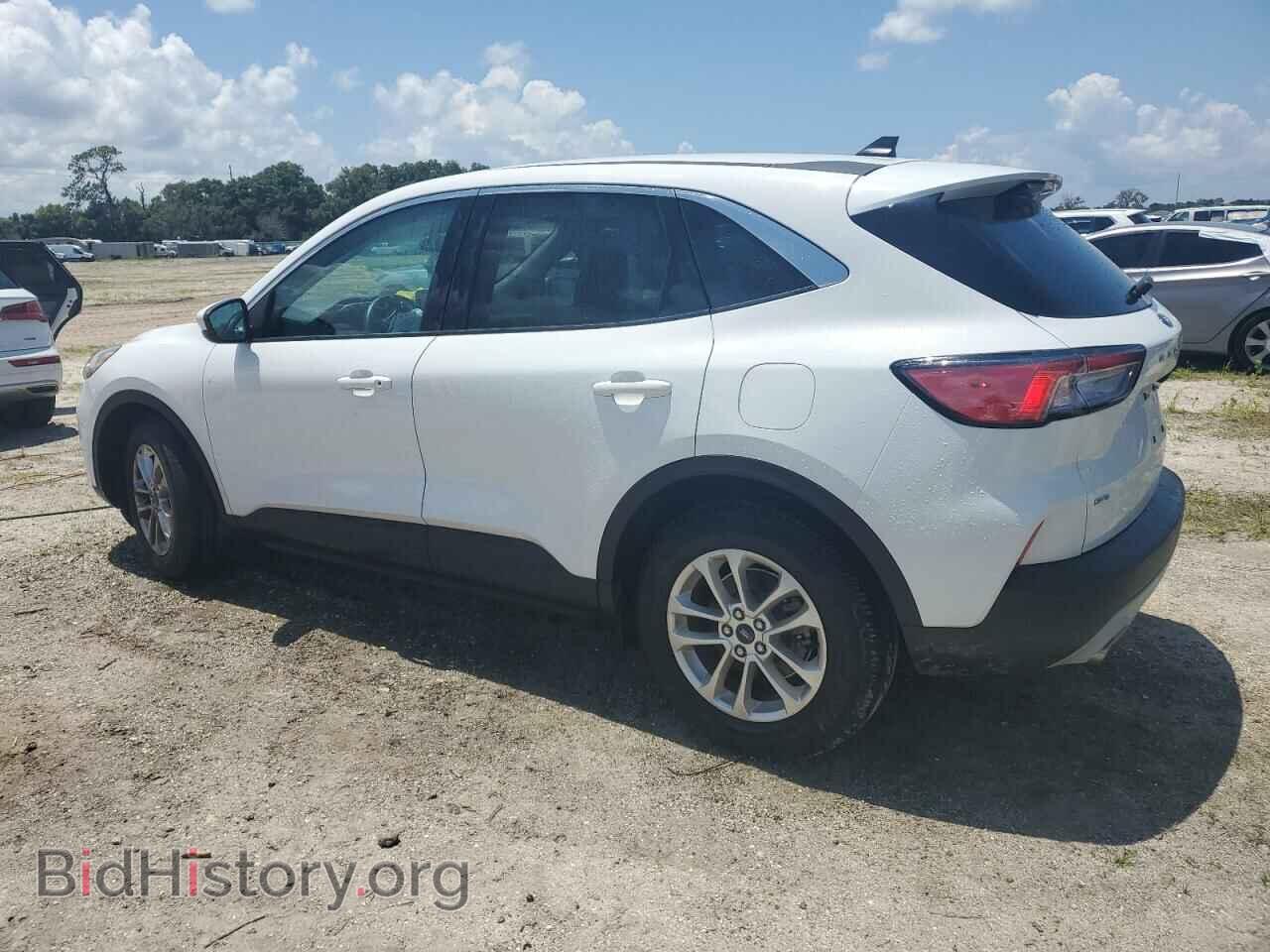 2021 FORD ESCAPE - VIN: 1FMCU0G66MUB00996 - Фото 2
