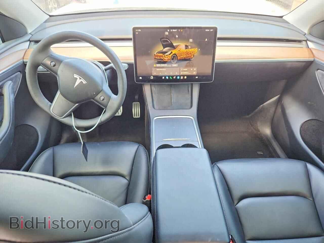 2023 TESLA MODEL Y - VIN: 7SAYGDEF7PF848586 - Photo 8