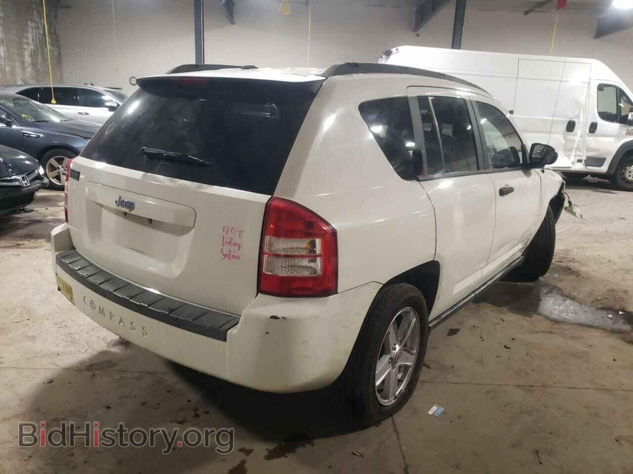 2007 JEEP COMPASS - VIN: 1J8FT47W67D100733 - Фото 4