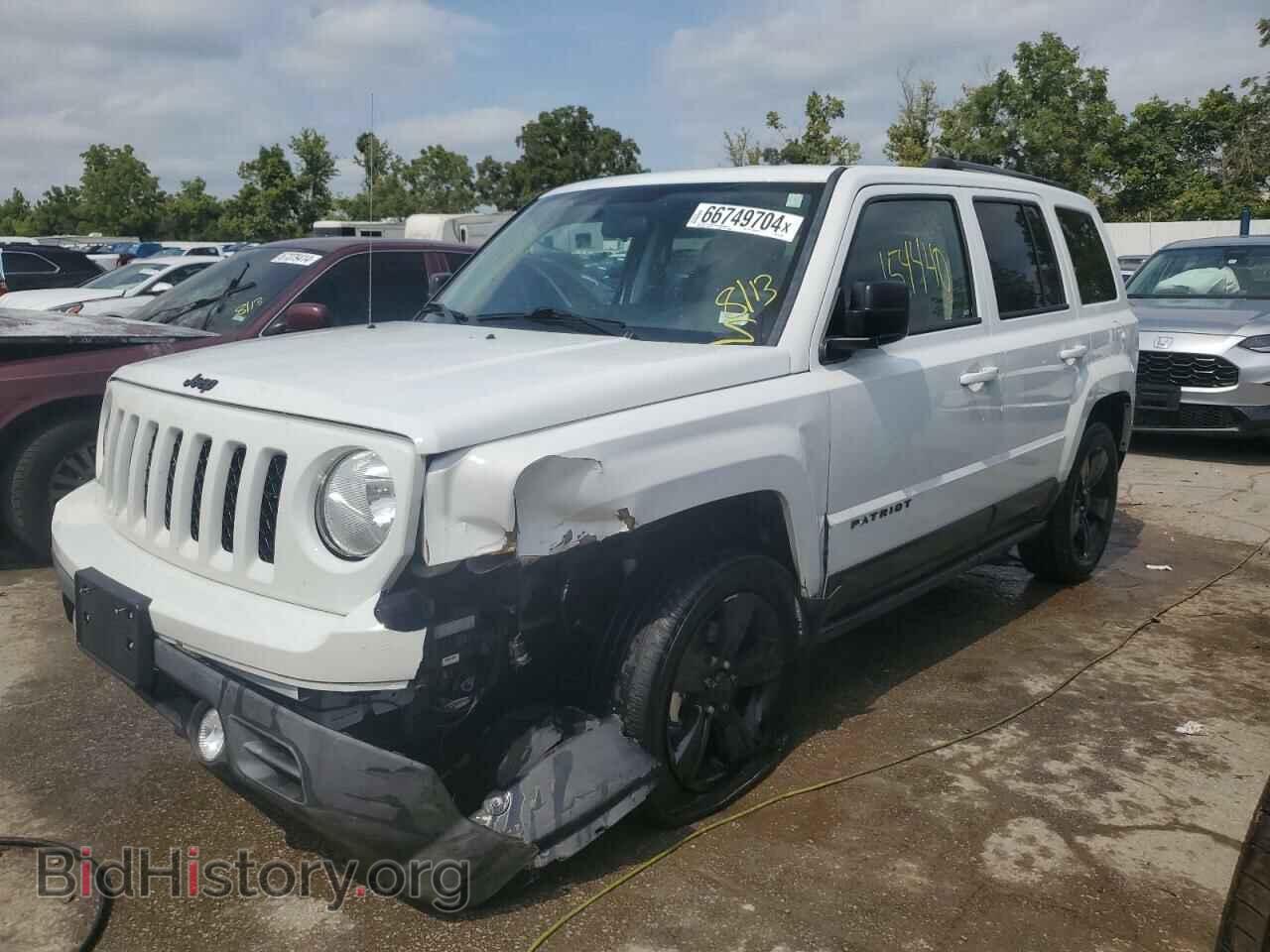 Photo 1C4NJPBA1FD211260 - JEEP PATRIOT 2015