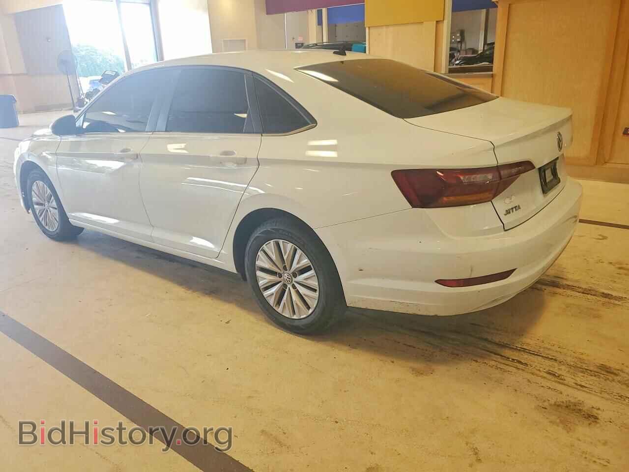 2019 VOLKSWAGEN JETTA - VIN: 3VWC57BU3KM213903 - Photo 2