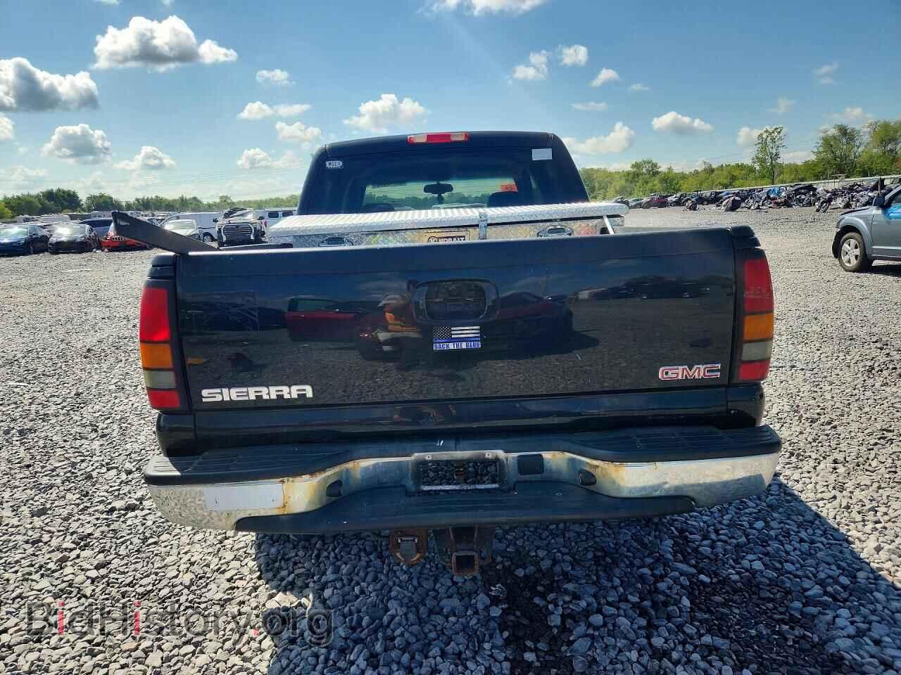 2006 GMC SIERRA - VIN: 2GTEK13Z461306051 - Фото 6