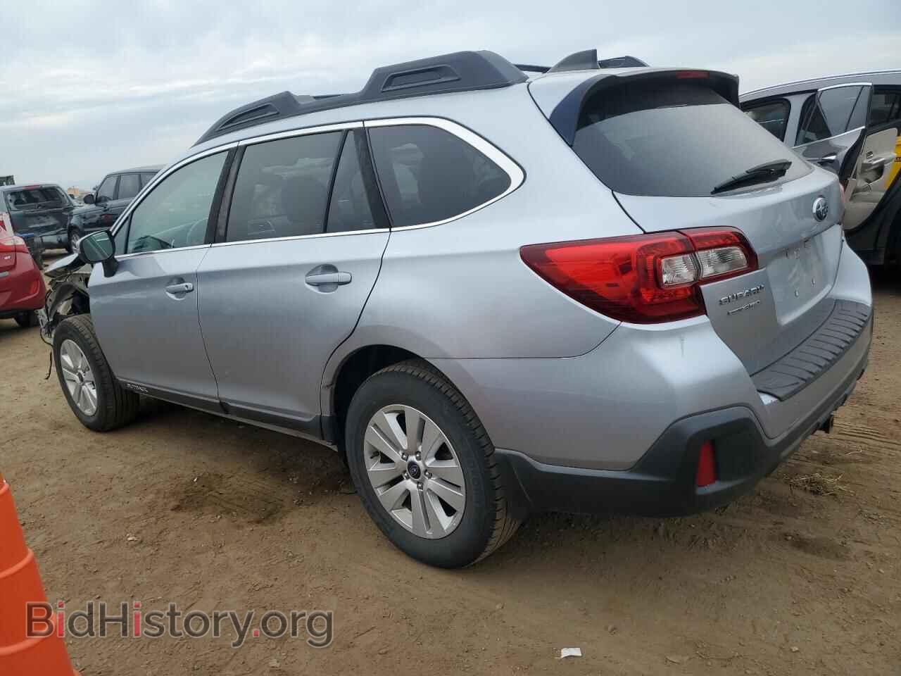 2018 SUBARU OUTBACK - VIN: 4S4BSAFC2J3349800 - Фото 2